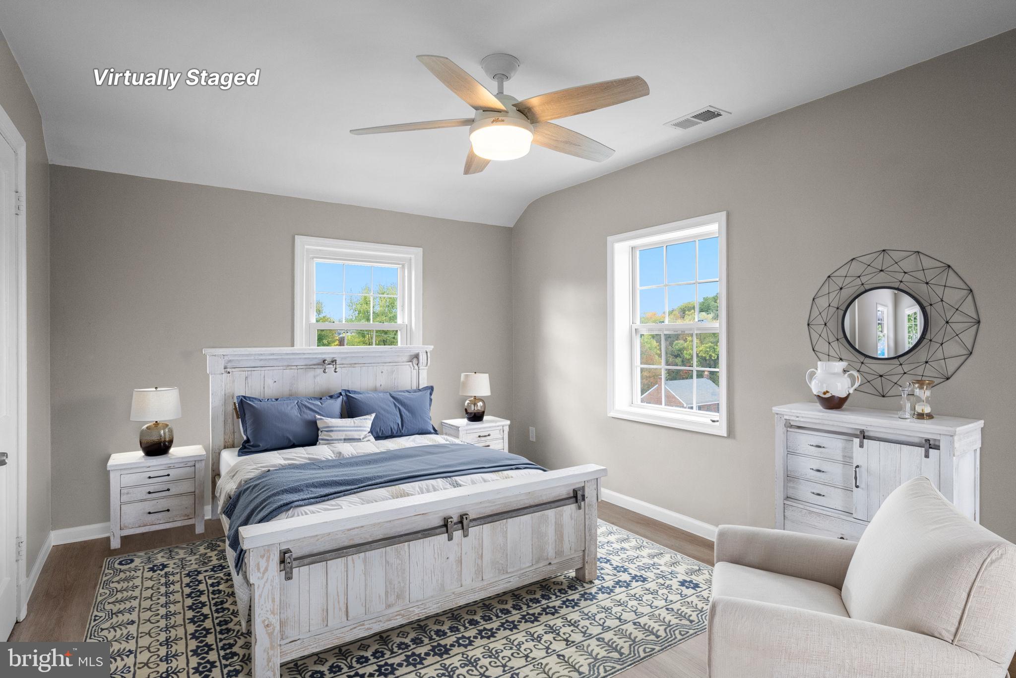 MICHIGAN PARK - Residential