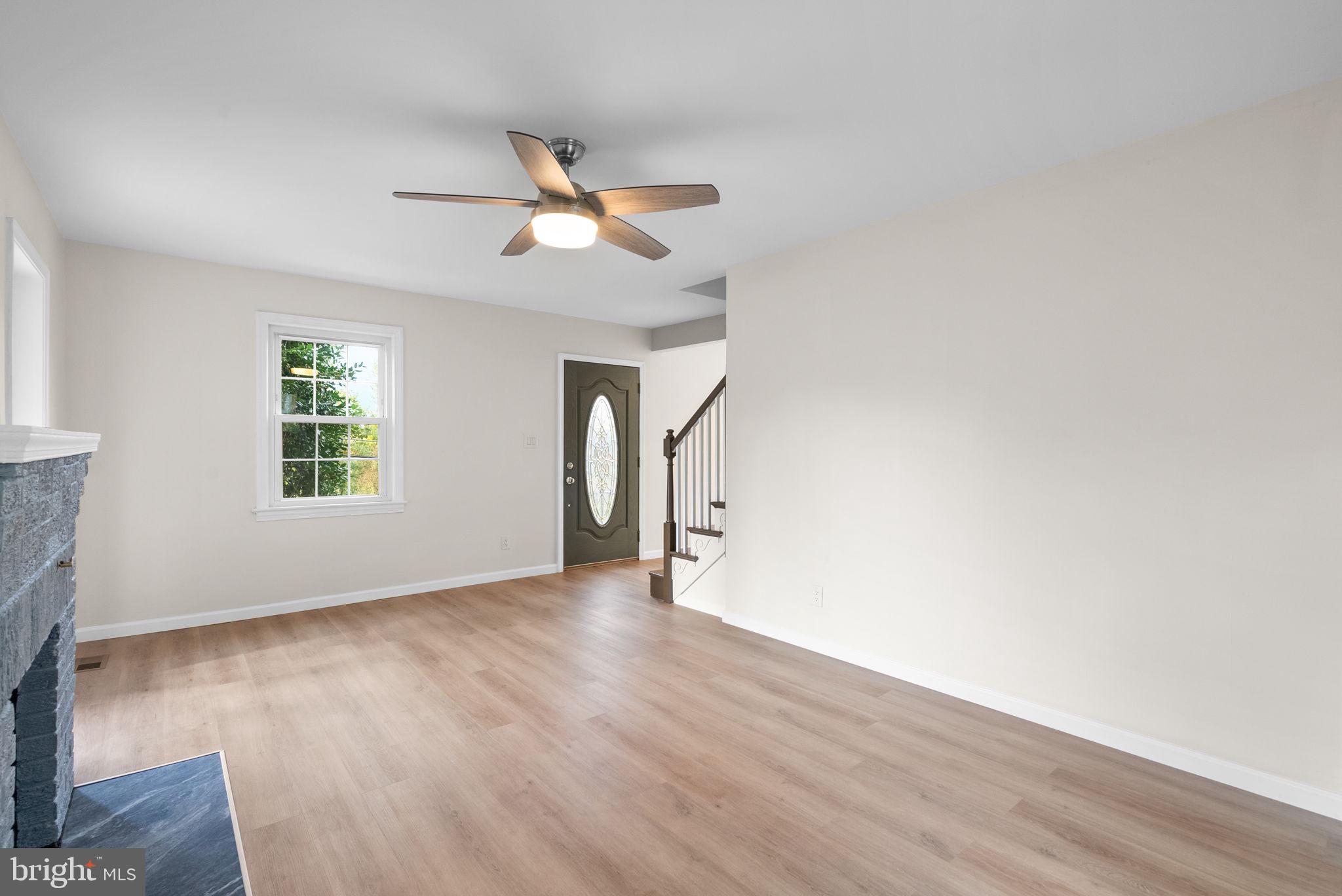 MICHIGAN PARK - Residential