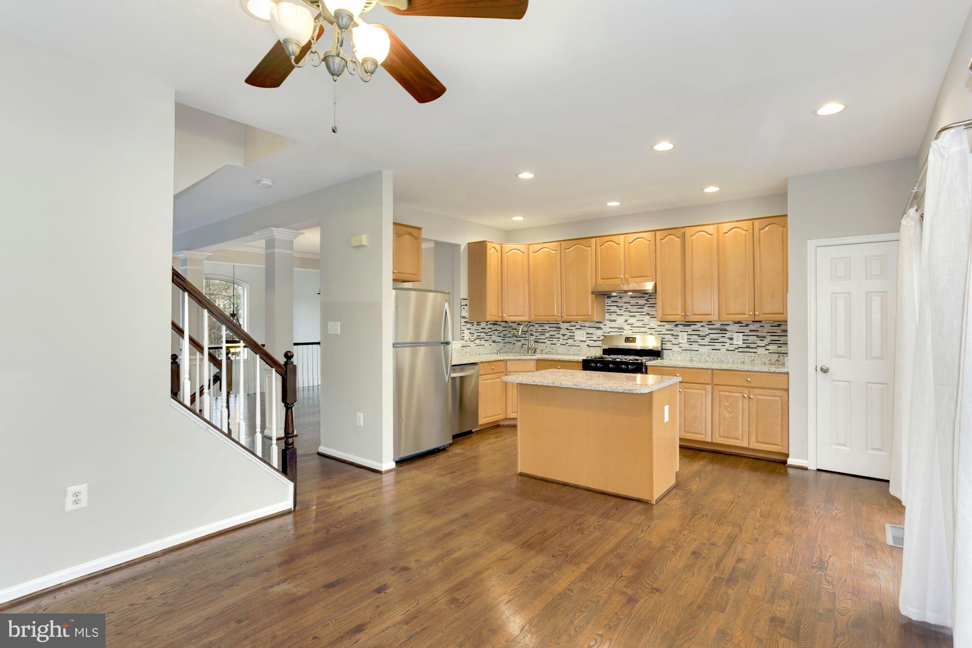 GREAT FALLS CHASE - Residential Lease