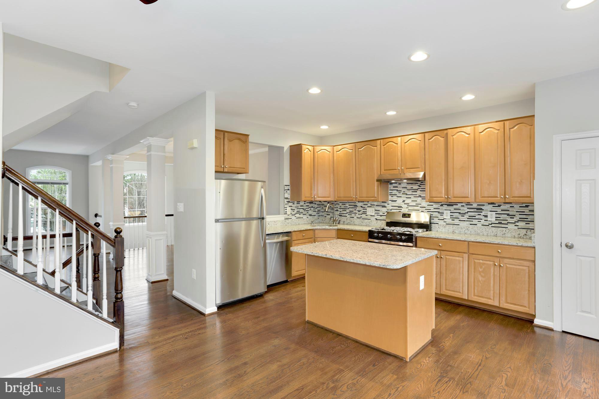 GREAT FALLS CHASE - Residential Lease