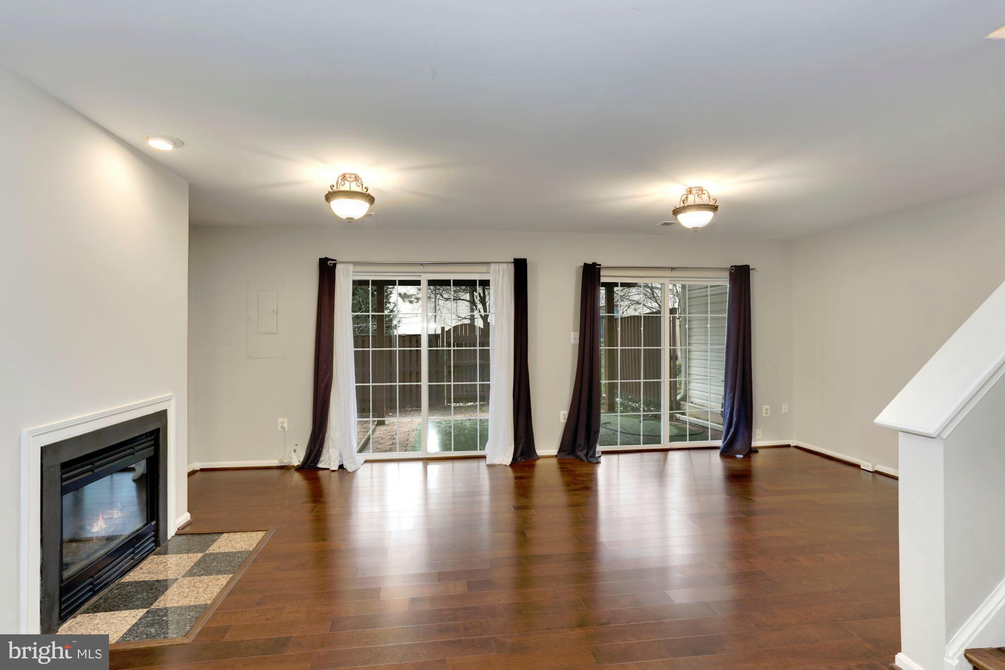 GREAT FALLS CHASE - Residential Lease