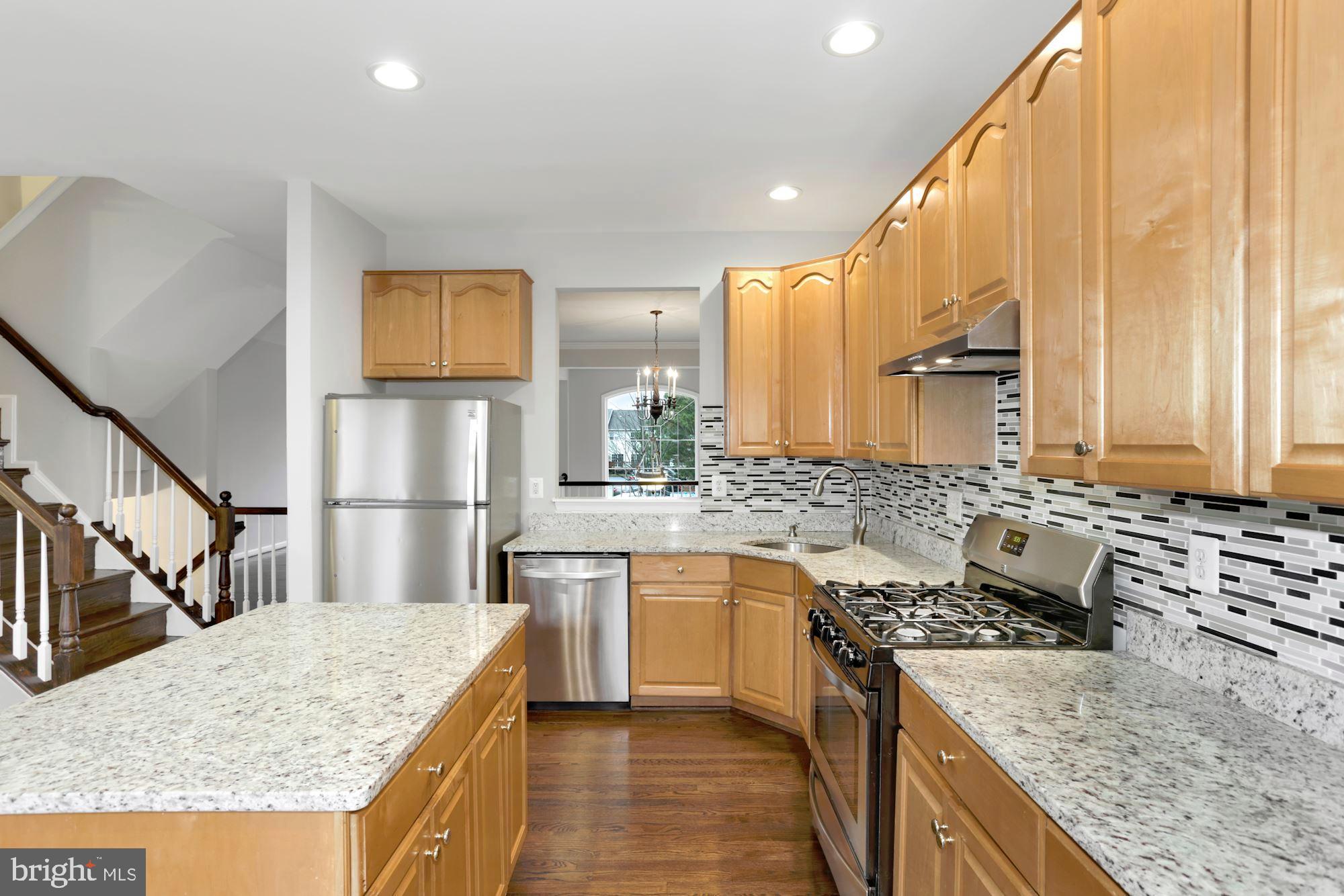 GREAT FALLS CHASE - Residential Lease