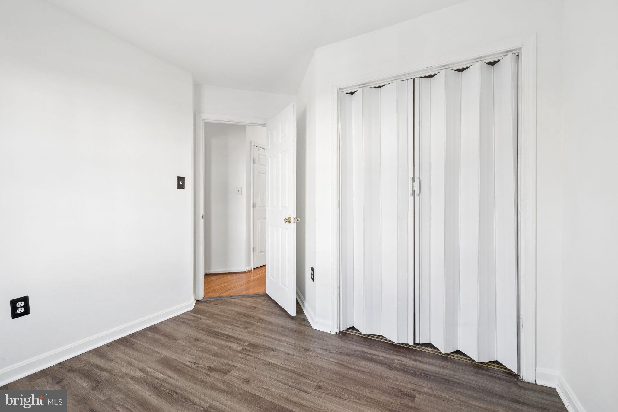 MONTCLAIR - Residential