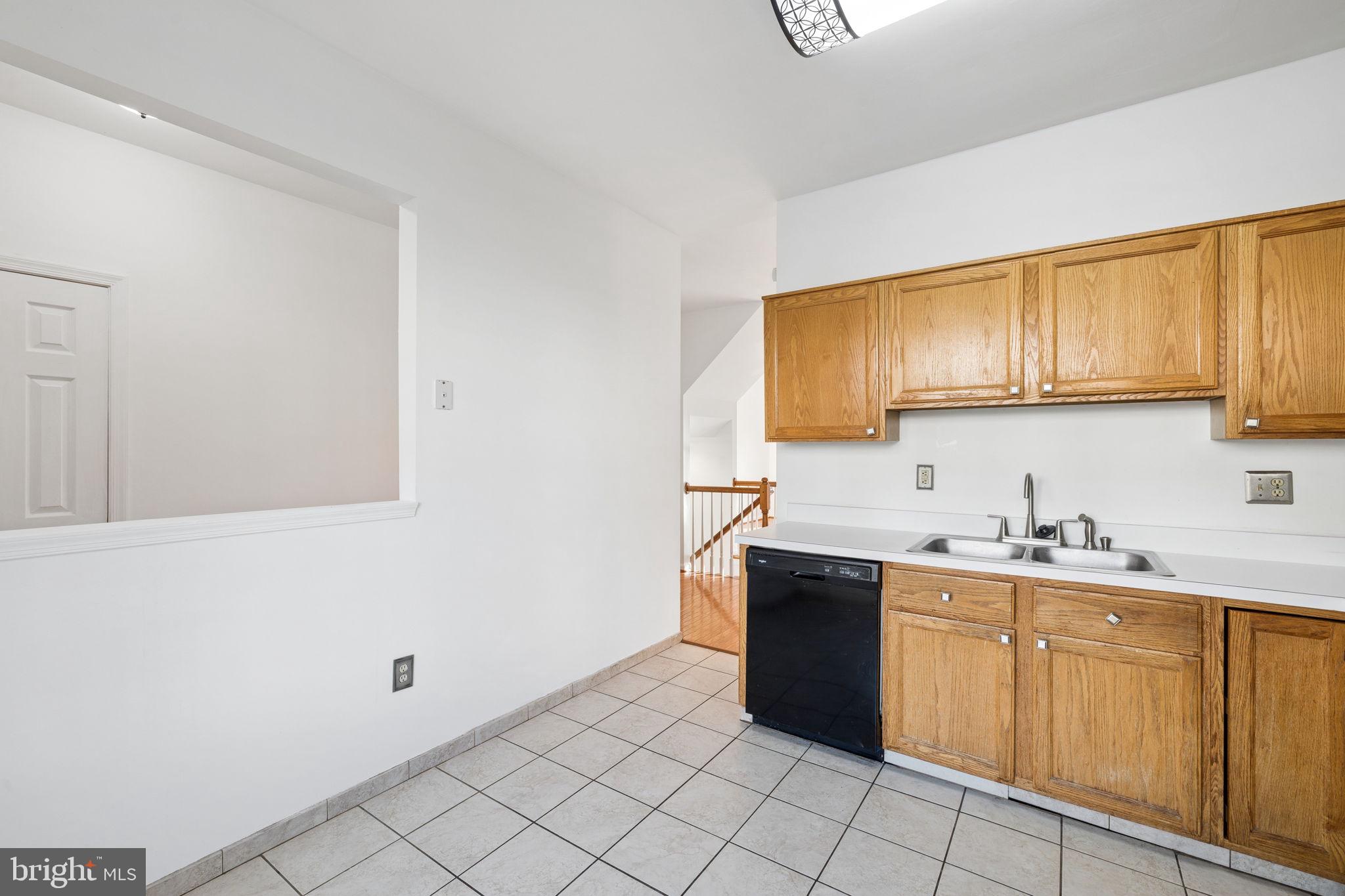 MONTCLAIR - Residential