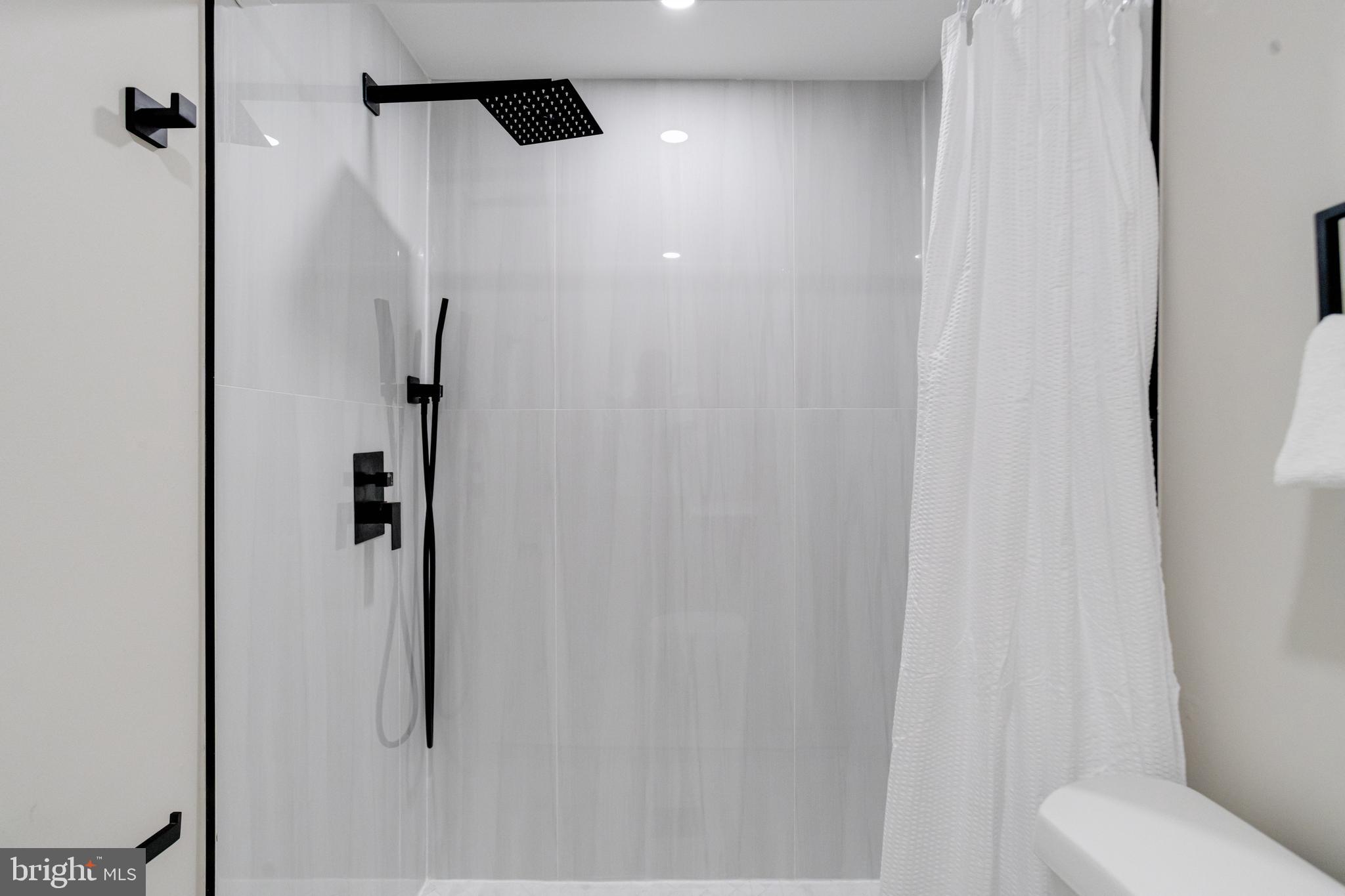 EDMONDSON VILLAGE - Residential