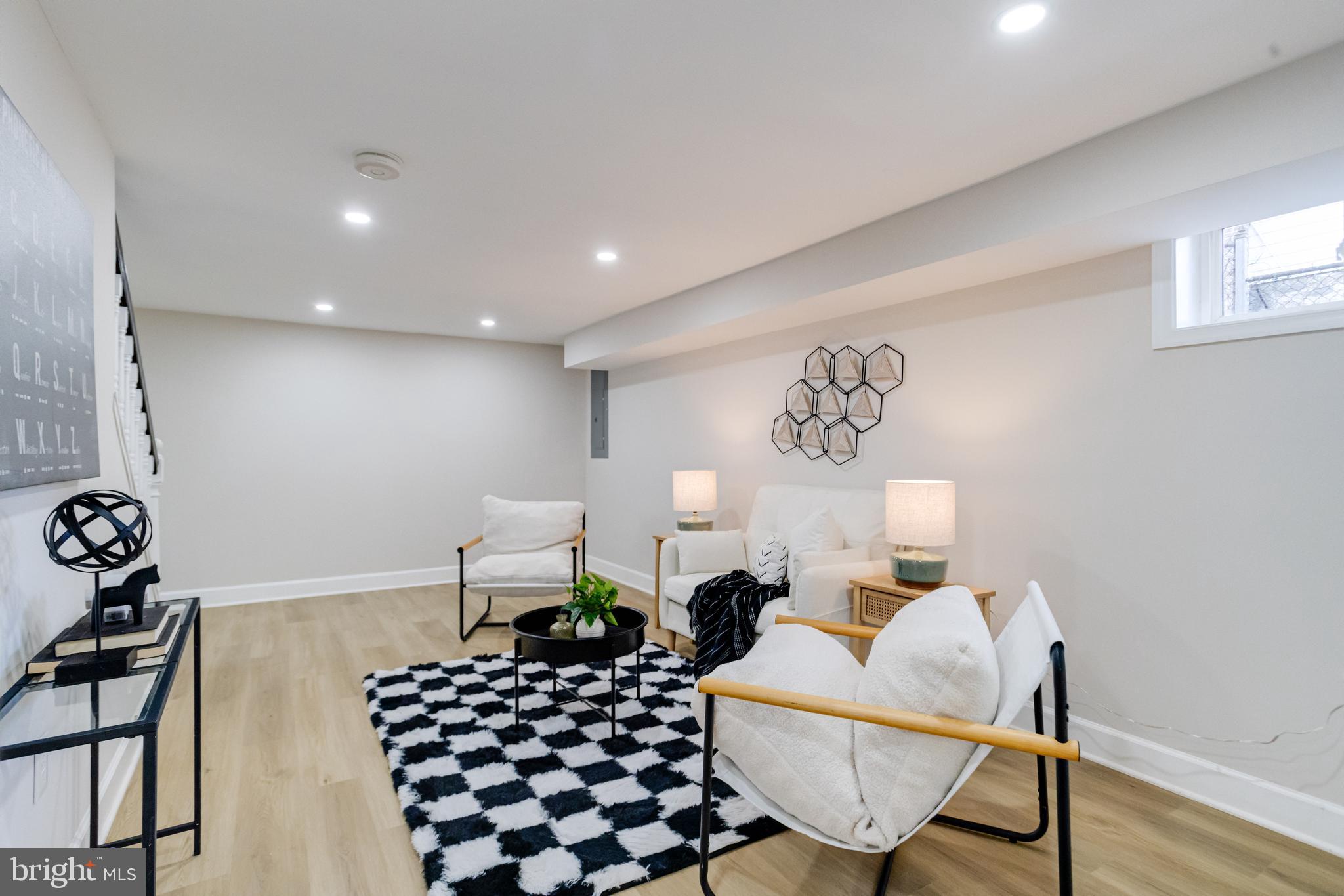 EDMONDSON VILLAGE - Residential