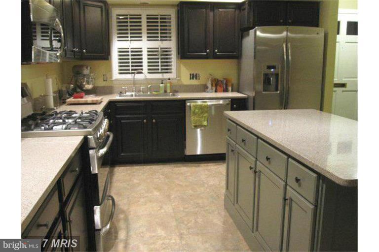 ROSEMONT - Residential Lease