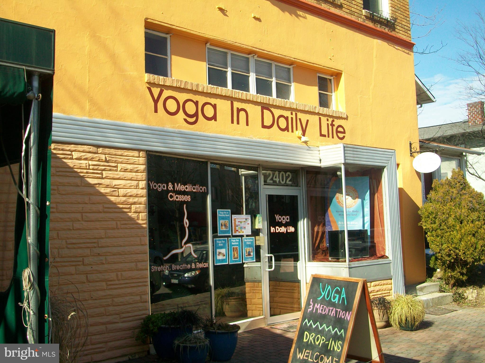 ROSEMONT - Residential Lease