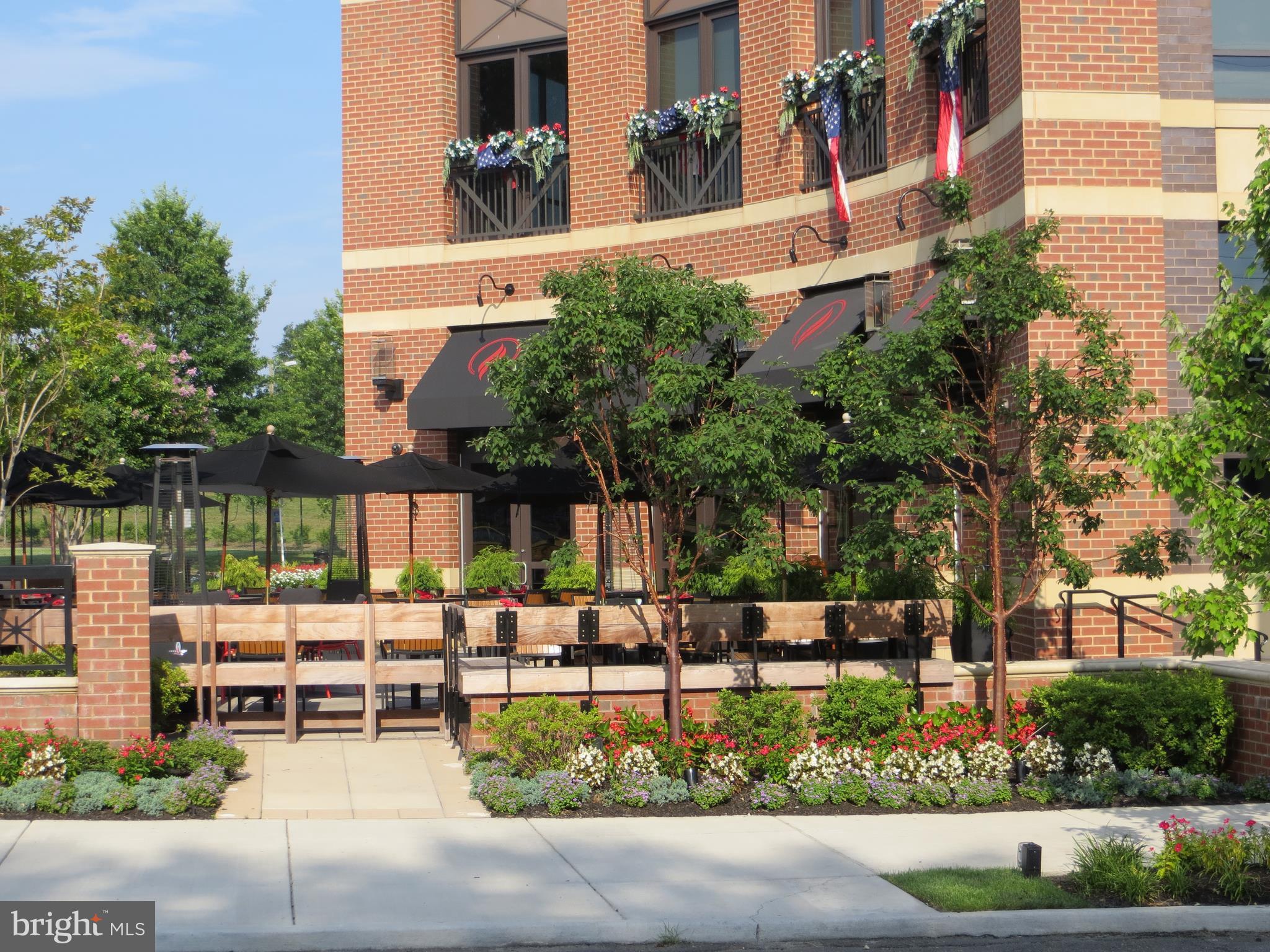 ROSEMONT - Residential Lease