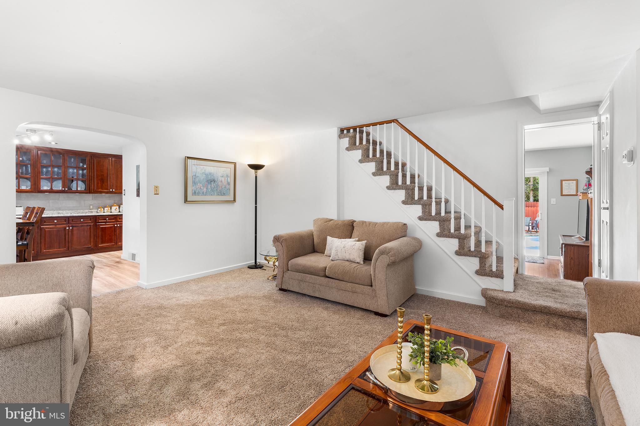 539 E SCENIC ROAD