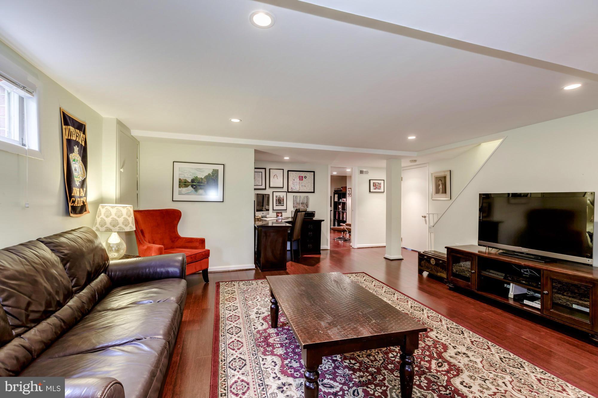 WOODMOOR - Residential