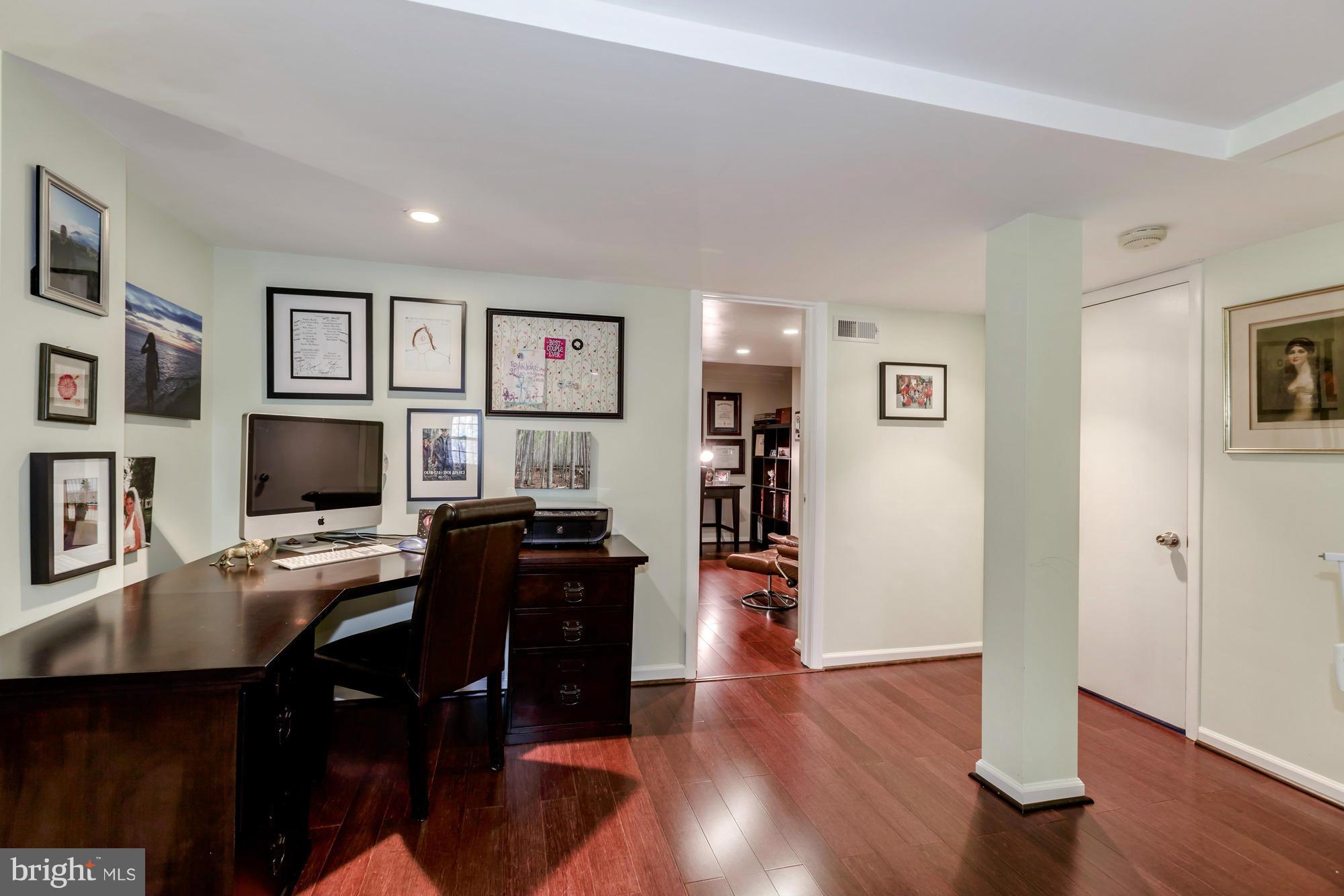 WOODMOOR - Residential