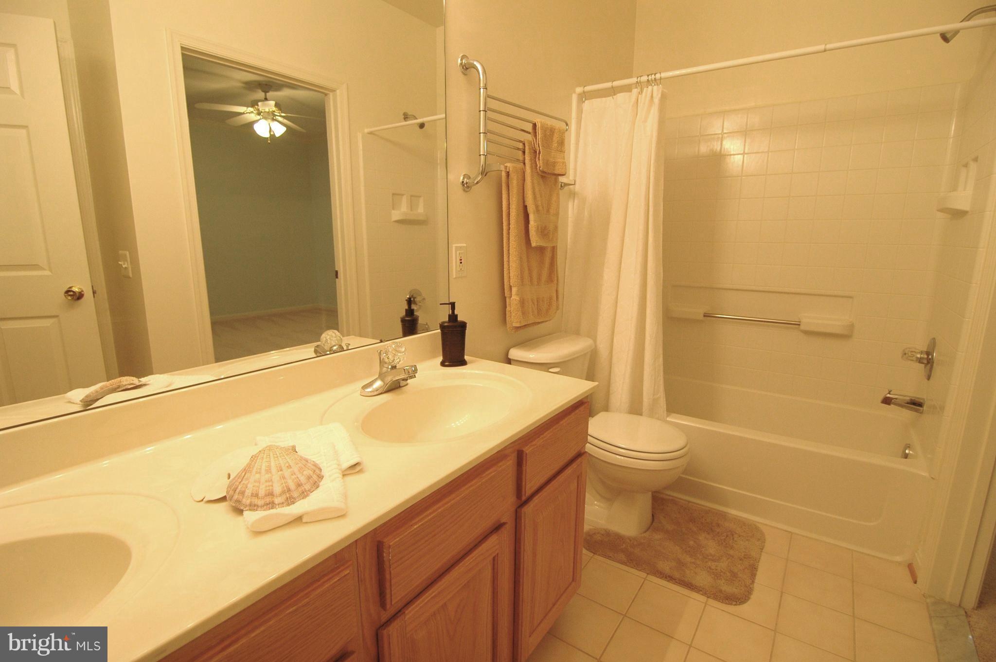 HARBOUR GATES - Residential