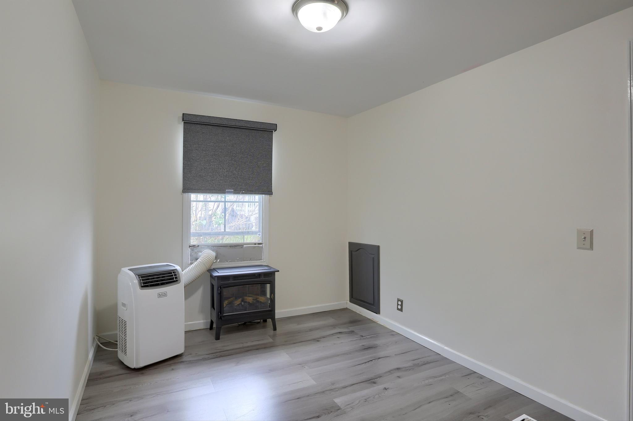 CHESAPEAKE ESTATES - Residential