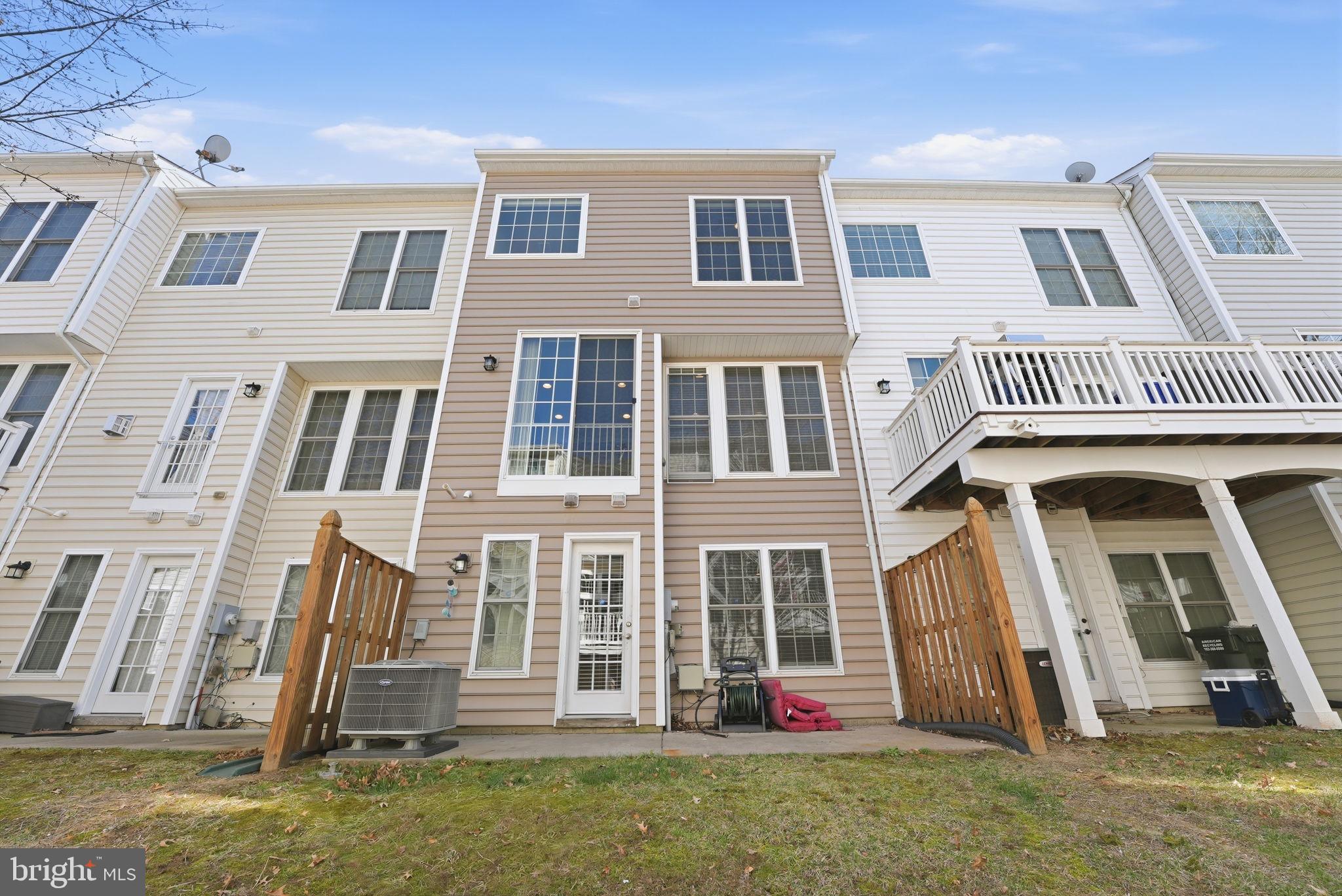 POTOMAC CLUB - Residential