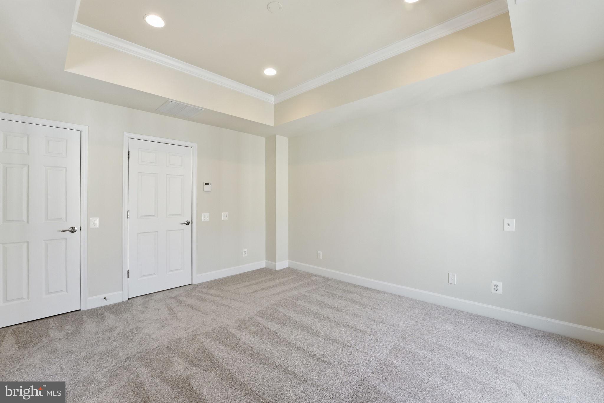 POTOMAC CLUB - Residential