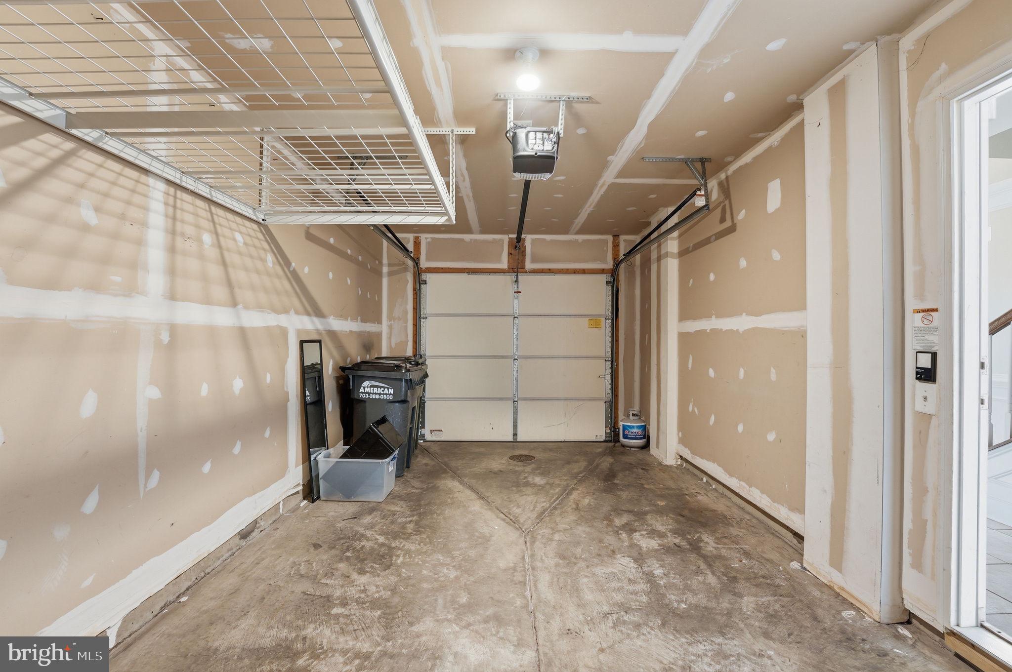 POTOMAC CLUB - Residential