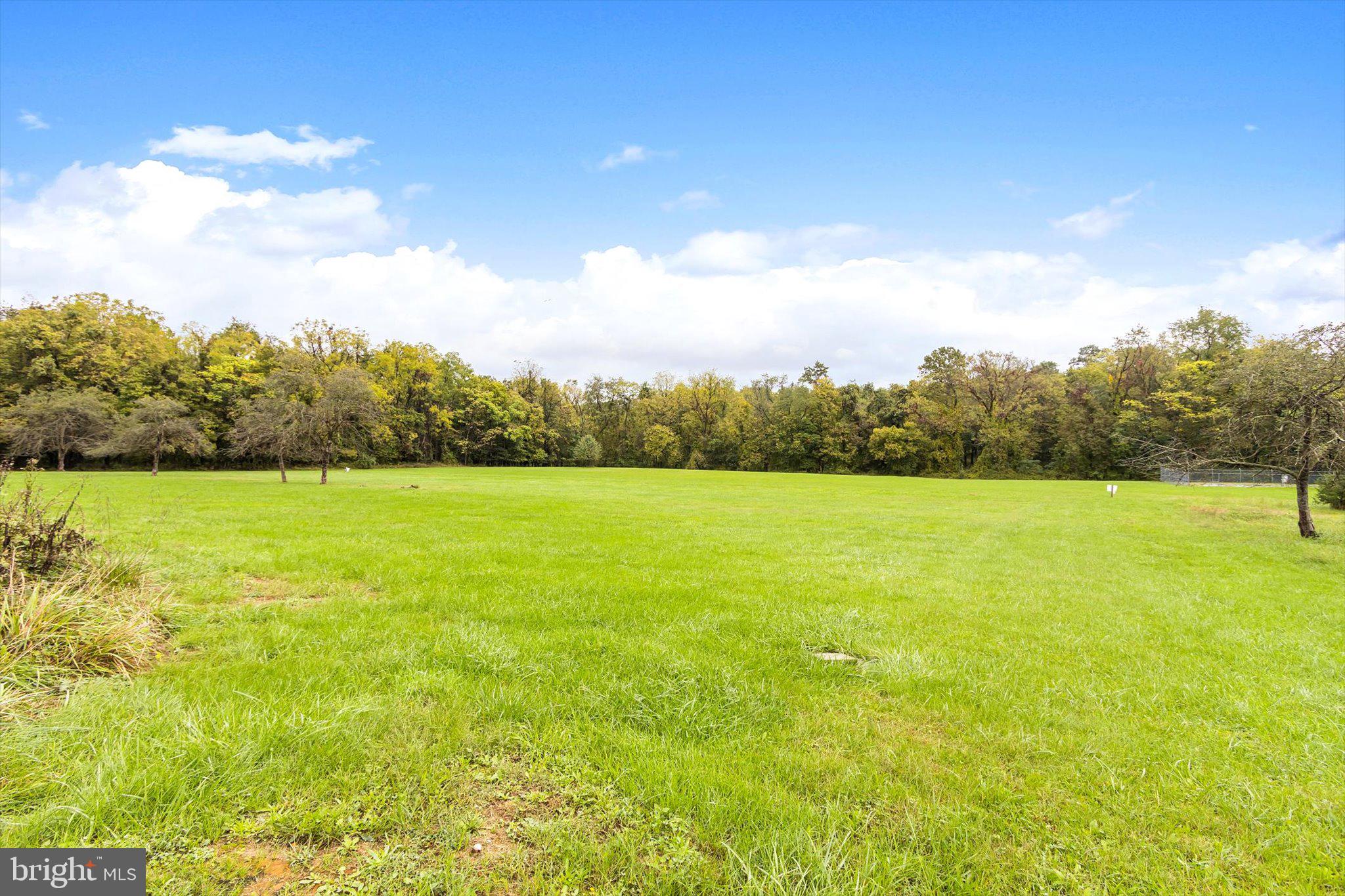 DEERFIELD VILLAGE - Residential