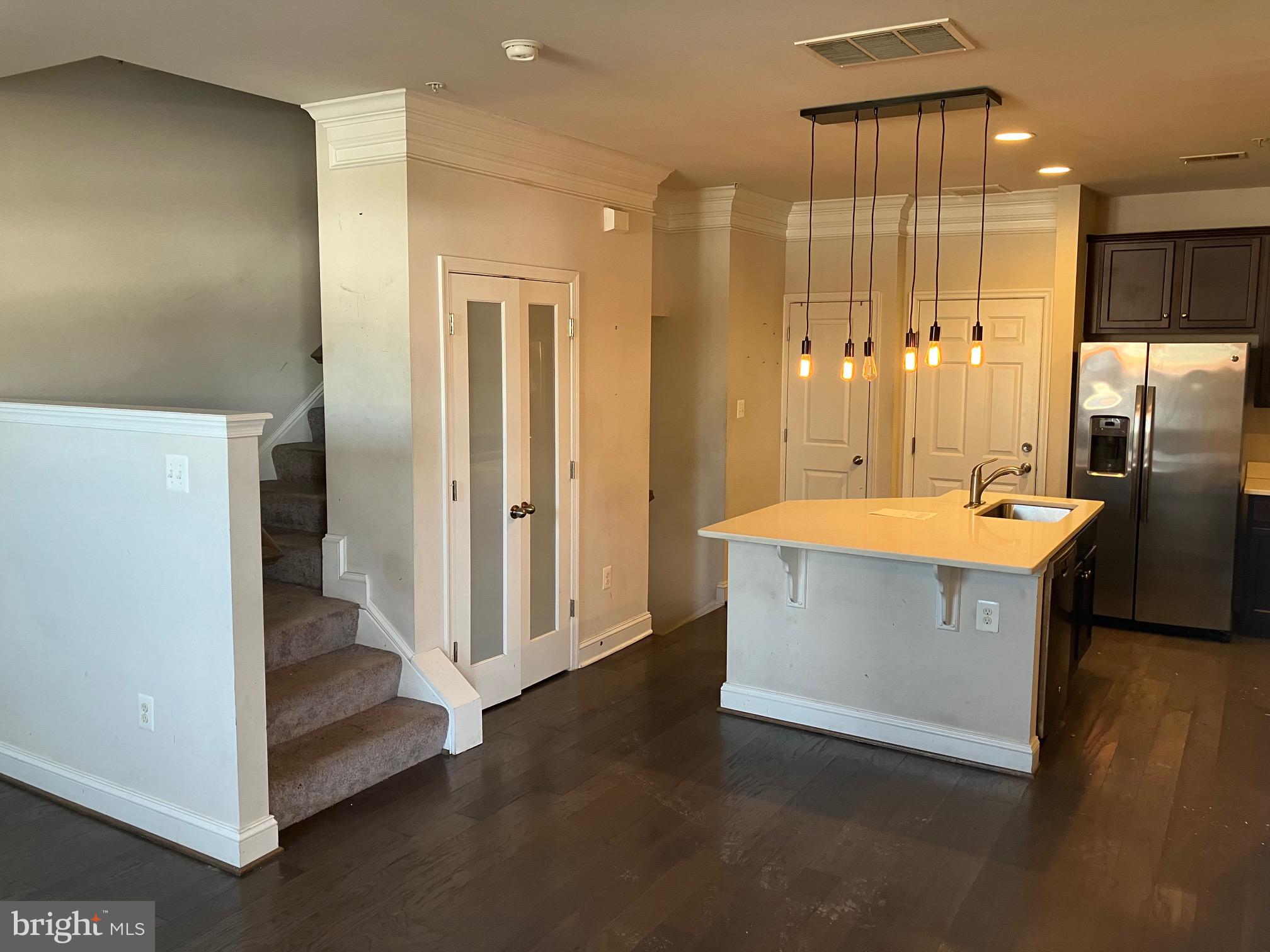 STONEY RUN - Residential