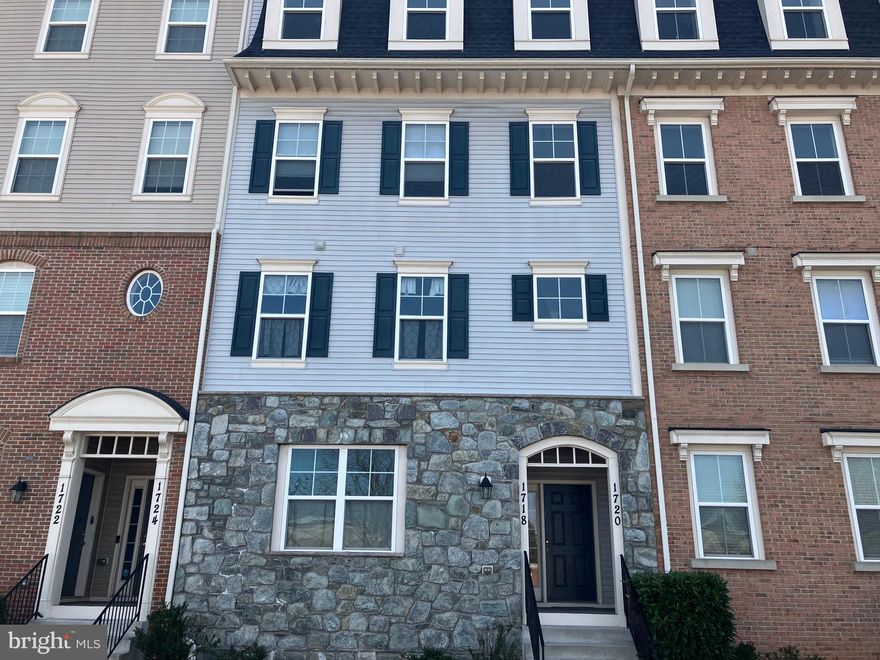 Welcome to your new home.  With very little tlc this house will be a fabulous home for all who decide to live here.  A very convenient oasis to enjoy after a long day with lots of room for the times you wish to entertain.   Close to shopping and major routes that will take you any where you want to go.  Come see this home today and make it yours.