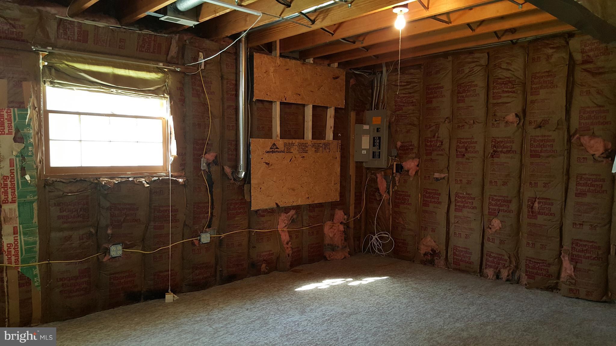 GYPSUM HILL - Residential Lease