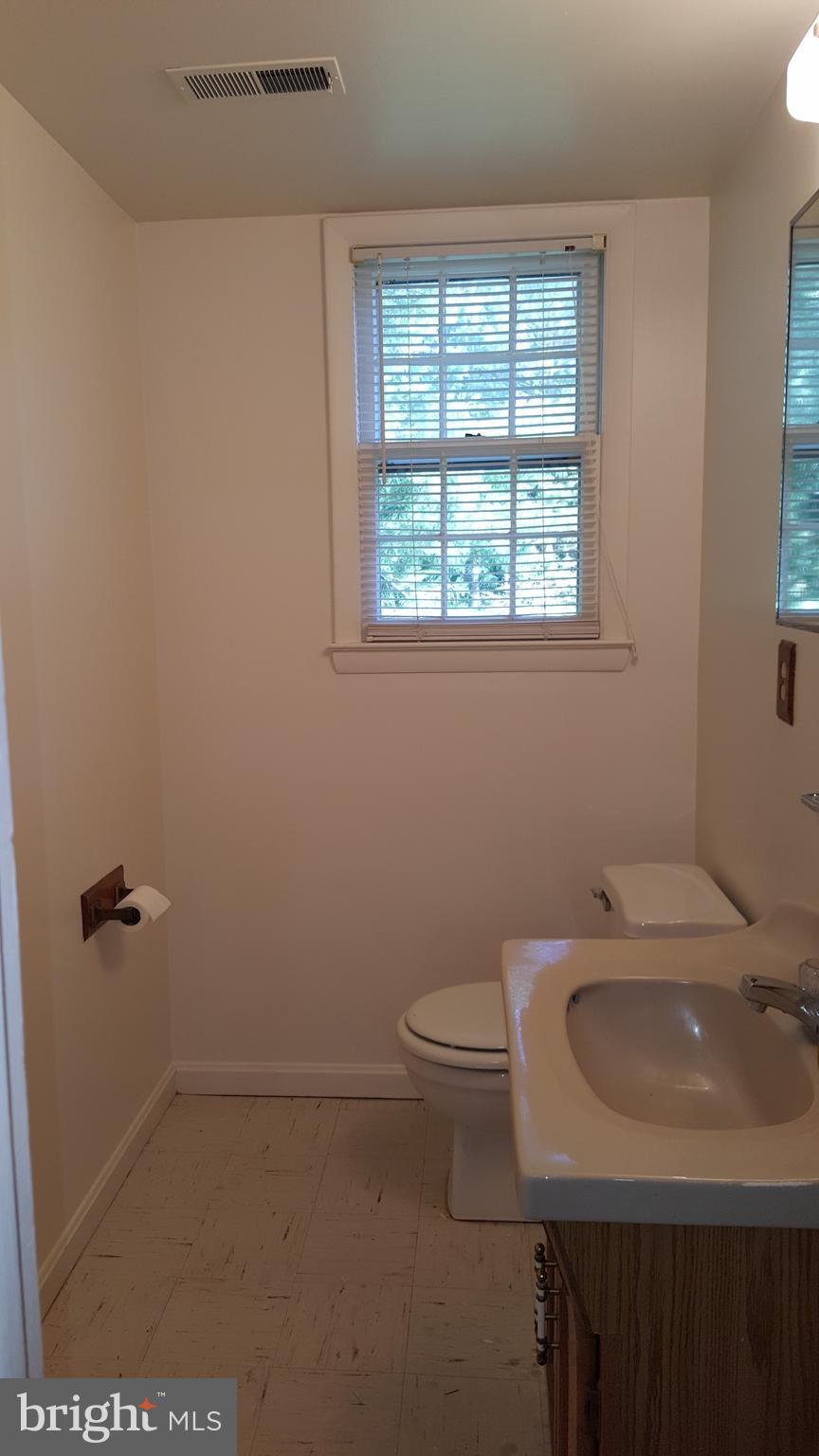 GYPSUM HILL - Residential Lease