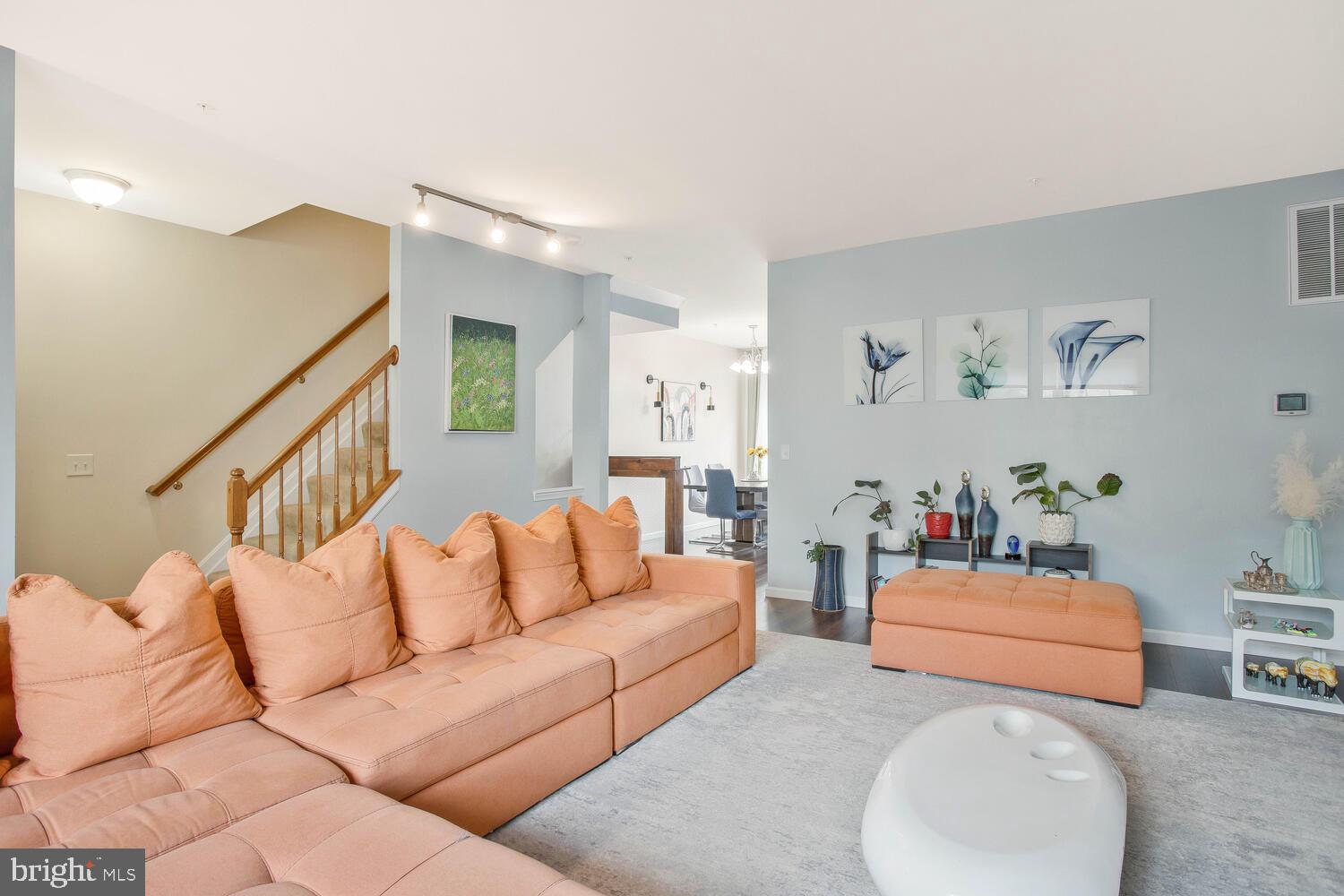 SAN FRANCISCO BY THE BAY - Residential Lease