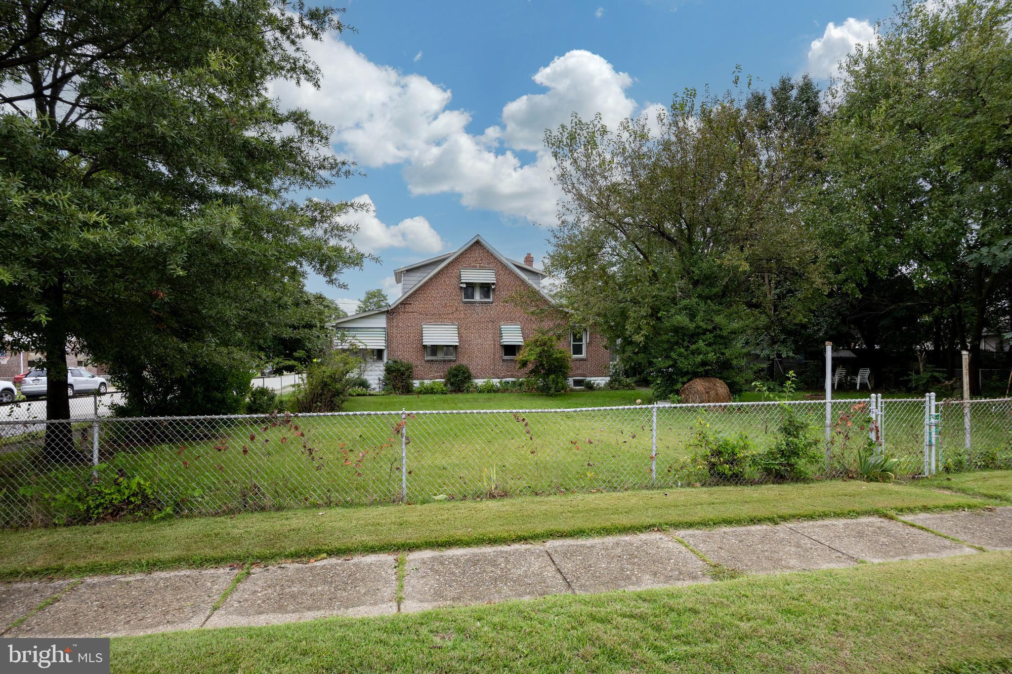 WESTINGHOUSE VLG - Residential