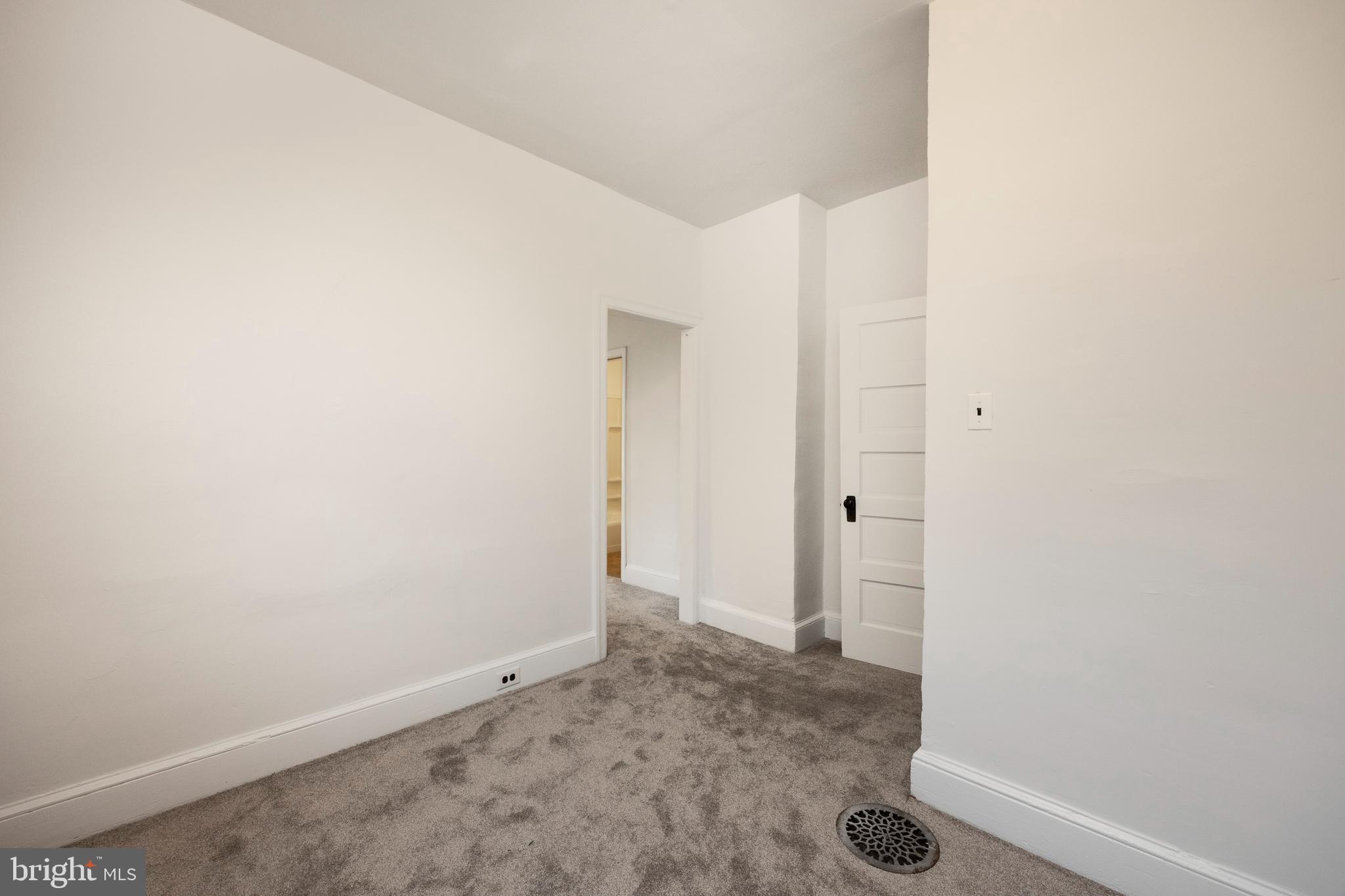 WESTINGHOUSE VLG - Residential