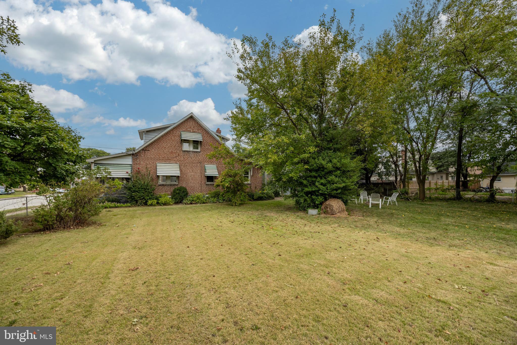 WESTINGHOUSE VLG - Residential