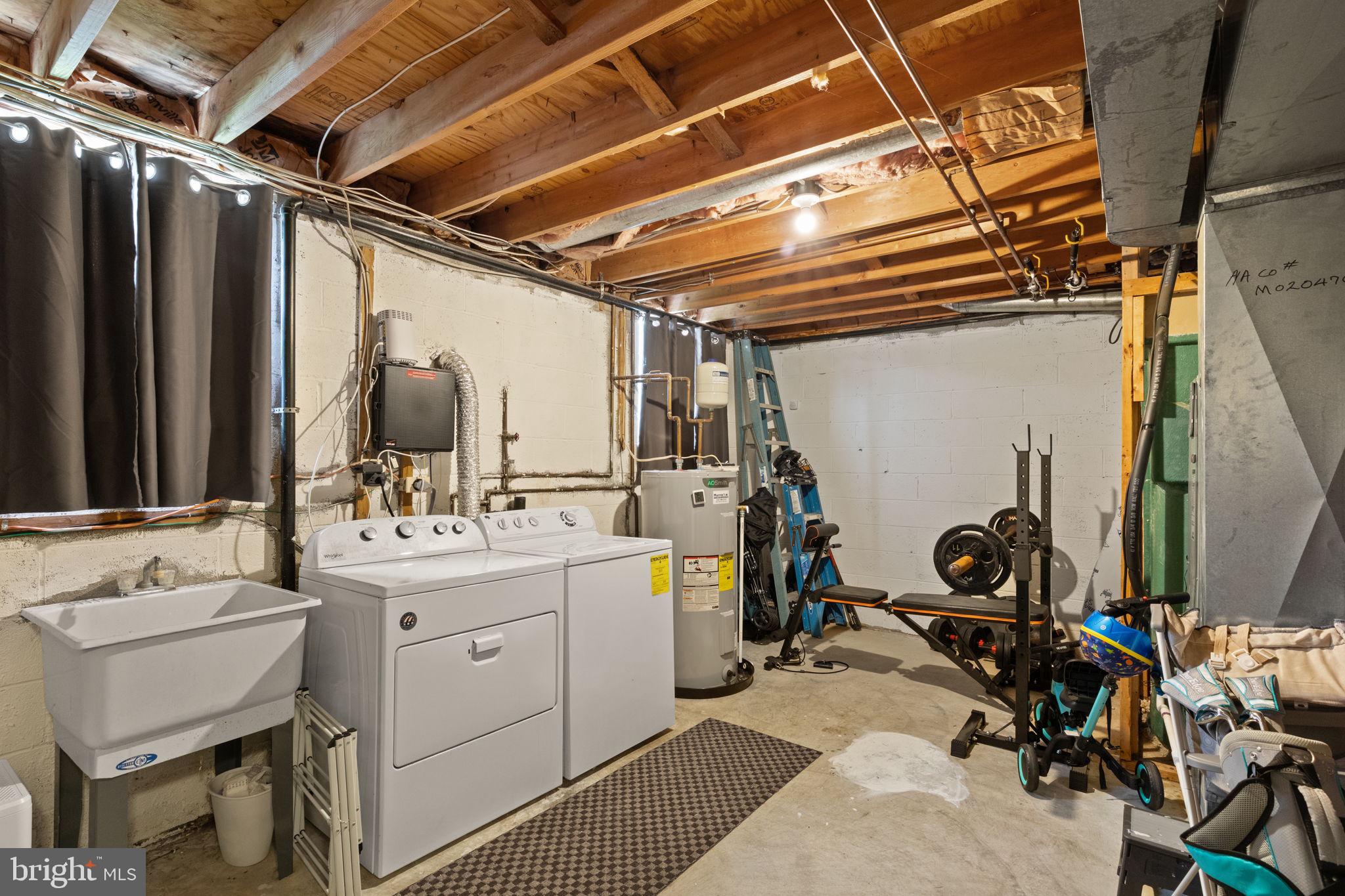 ELIZABETHS LANDING - Residential