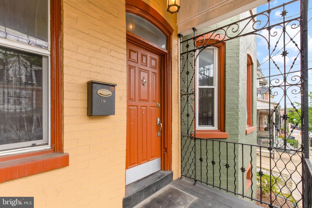 Photo of 110 N Reservoir Street, Lancaster, PA 17602 (MLS # PALA2051000)