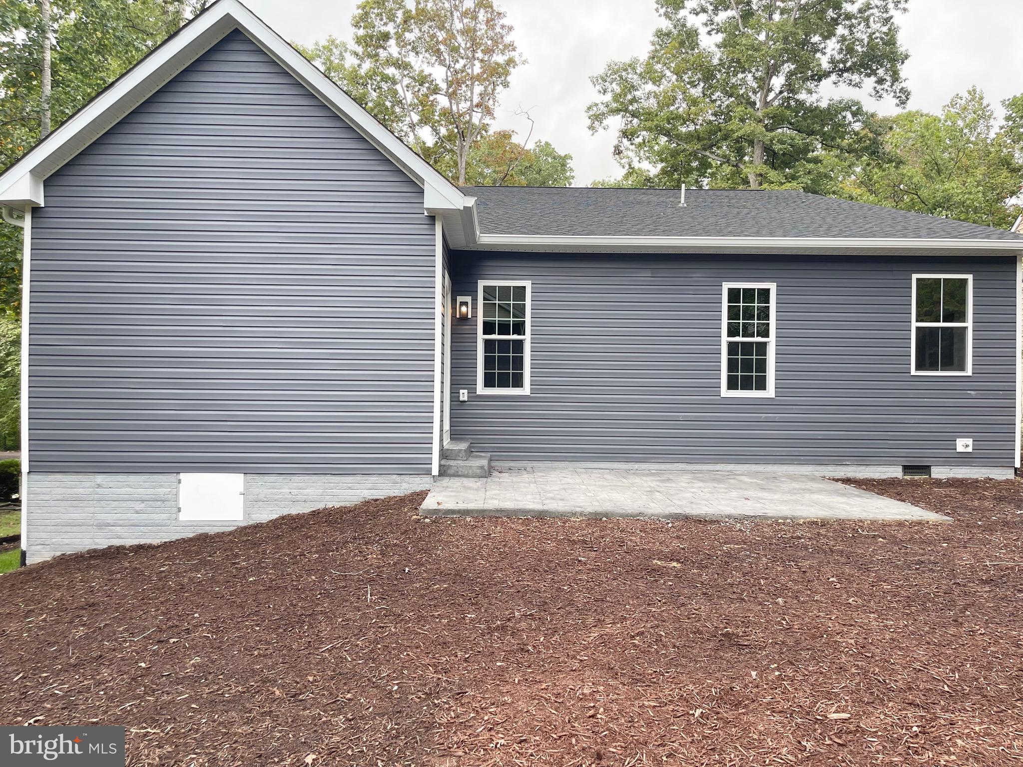 LAKE OF THE WOODS - Residential Lease