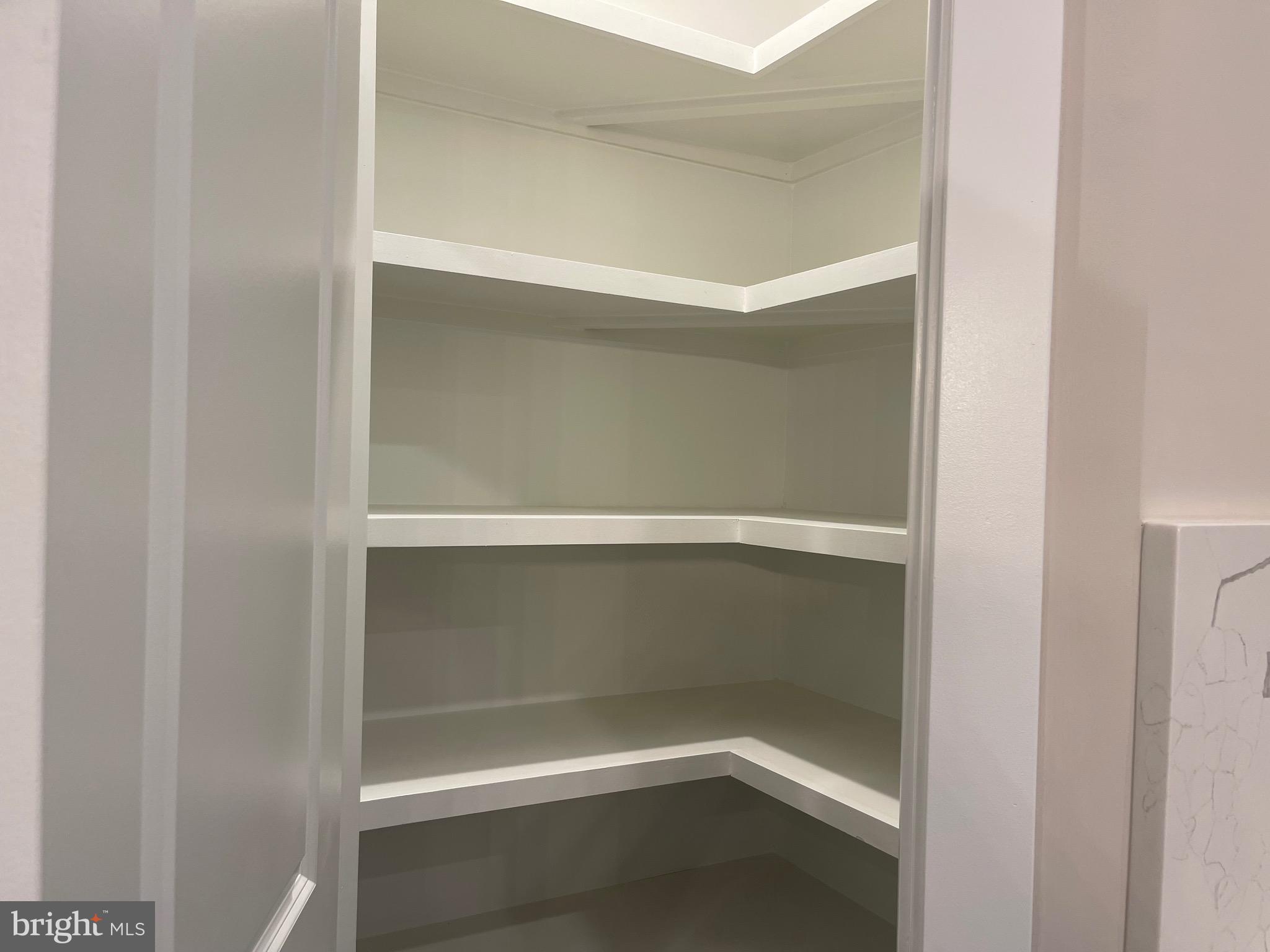 LAKE OF THE WOODS - Residential Lease