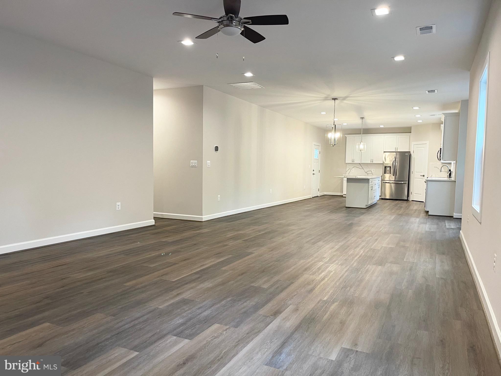 LAKE OF THE WOODS - Residential Lease