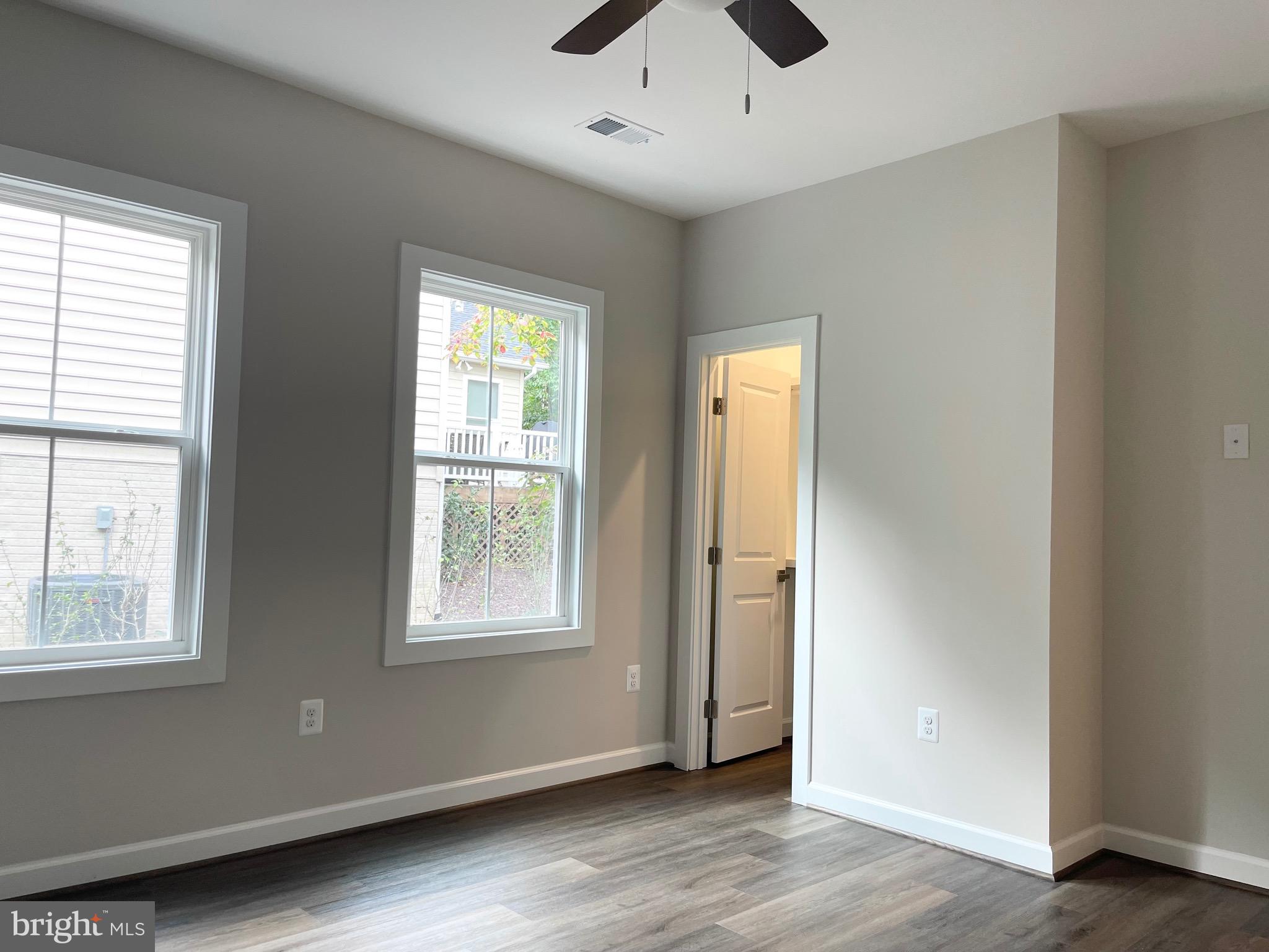 LAKE OF THE WOODS - Residential Lease