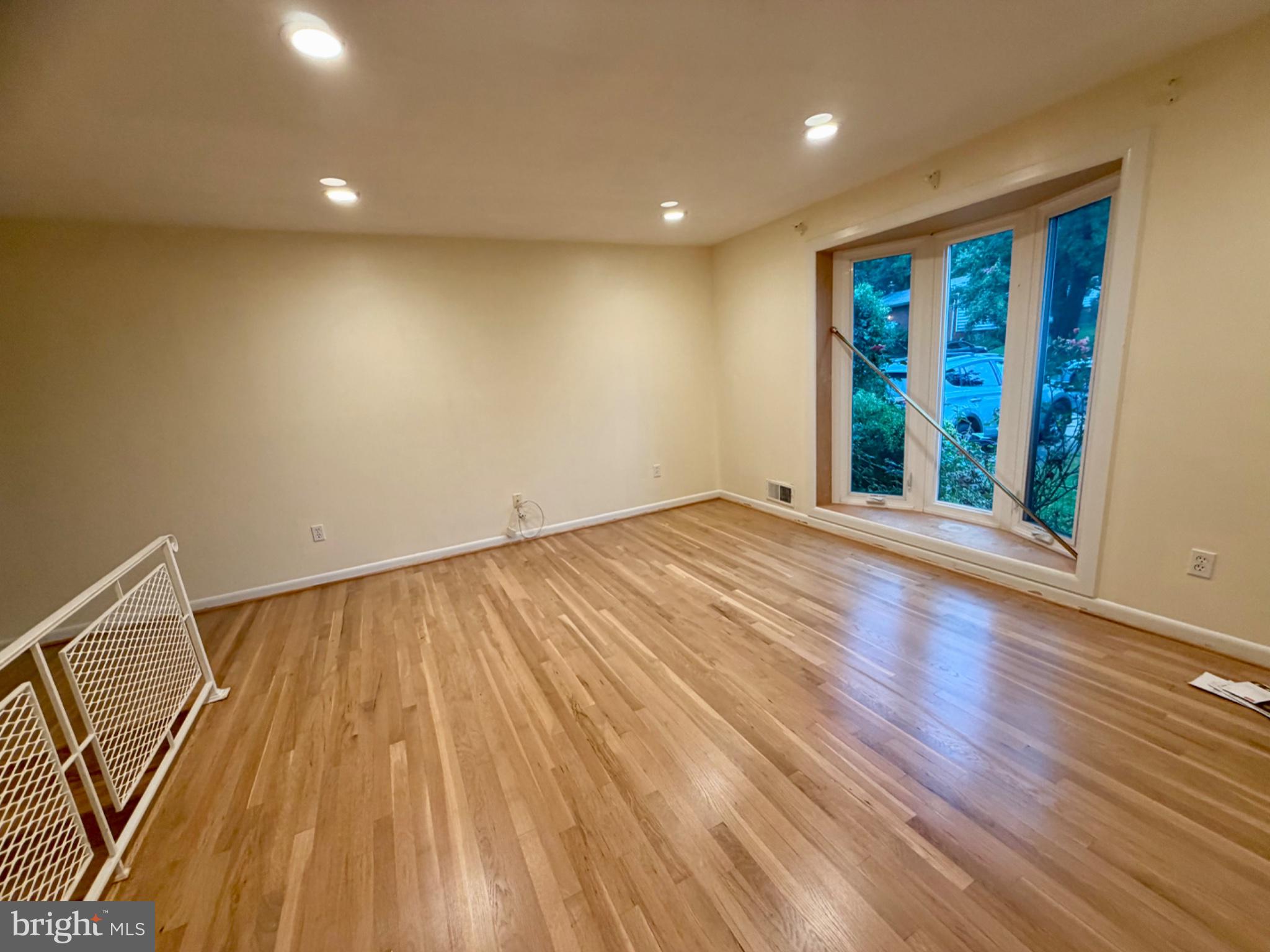 5117 BRENTFORD DRIVE