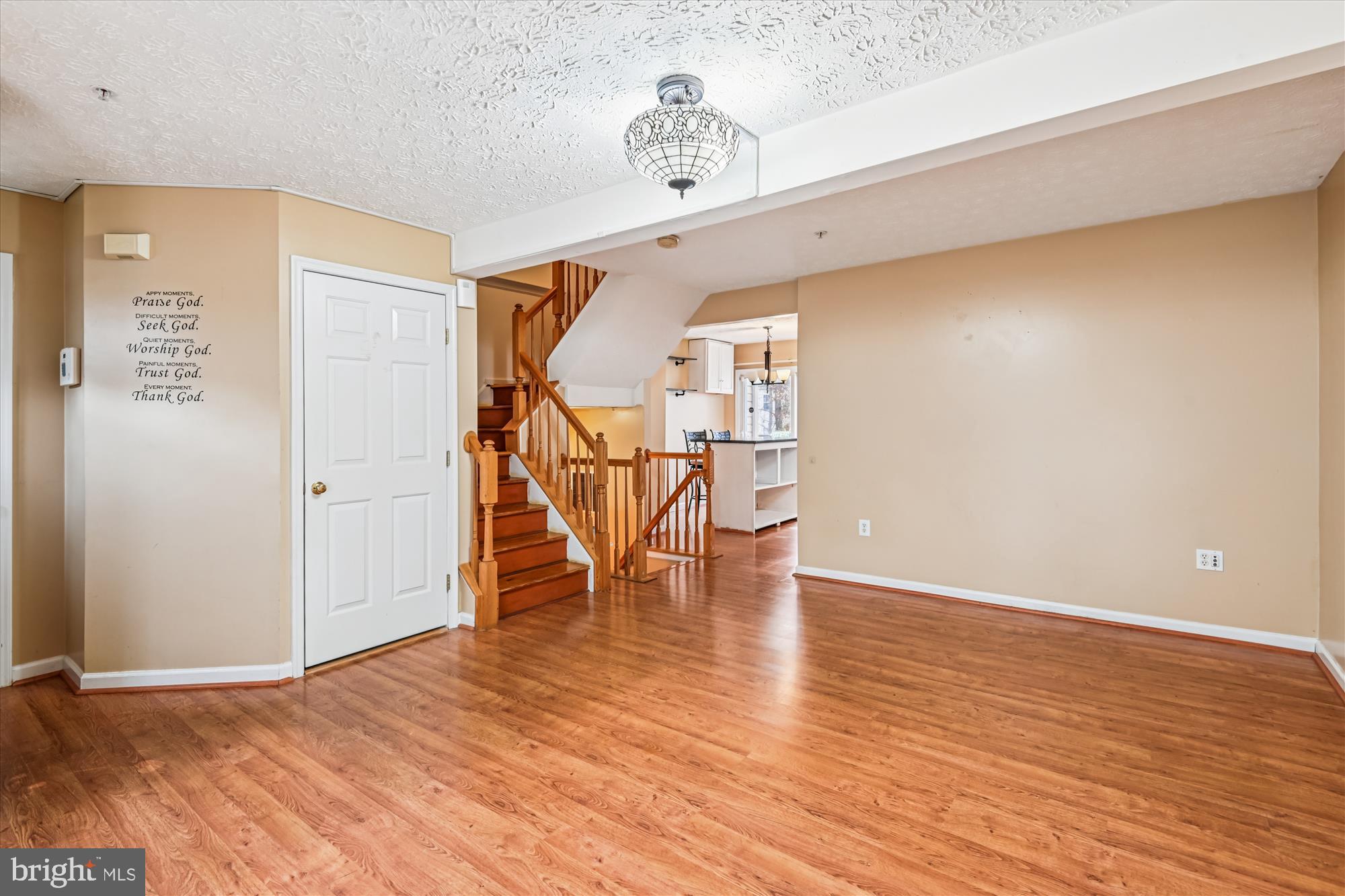 8018 BROOKMEAD COURT