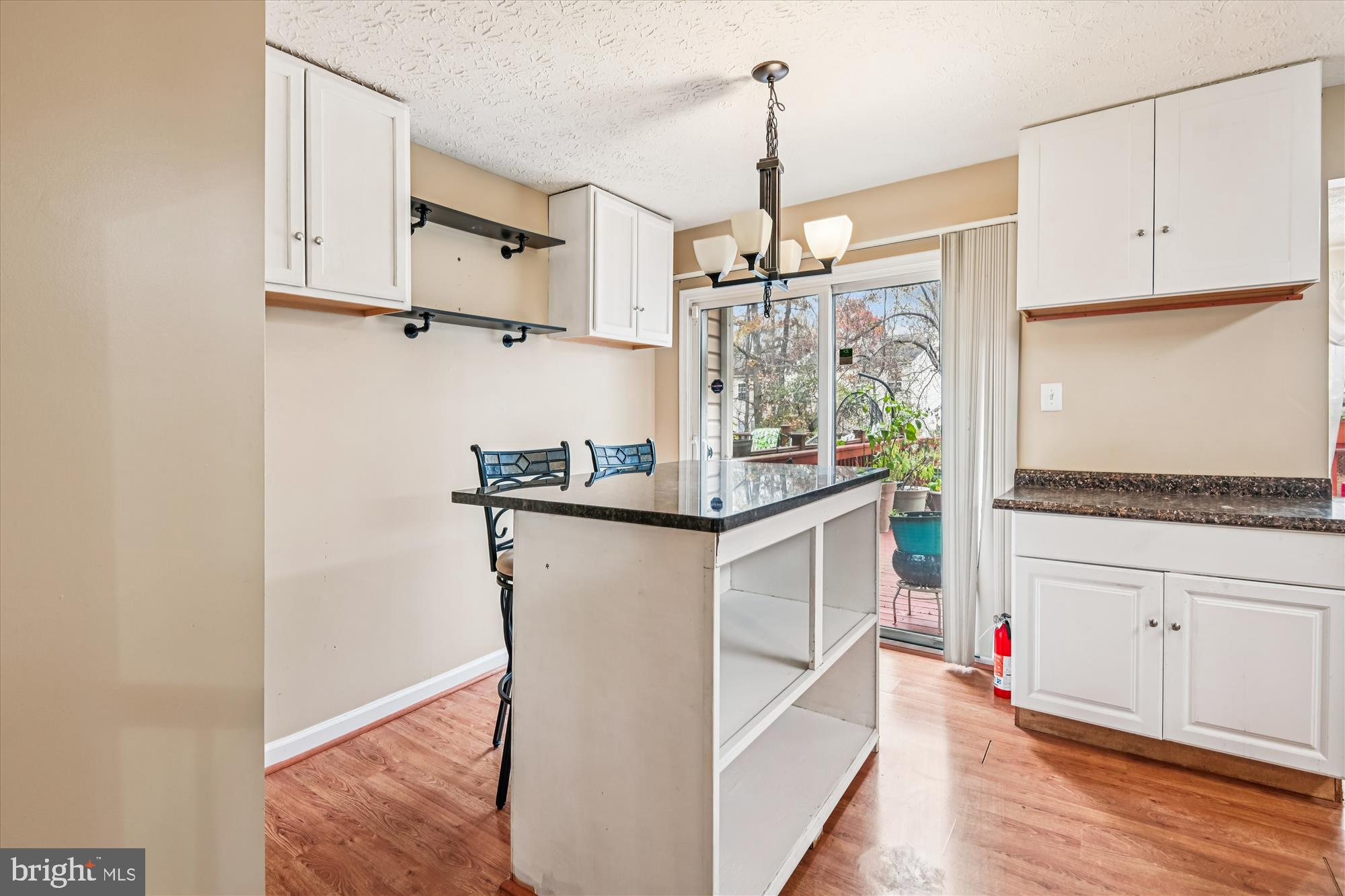 CARRIAGE PINES/LAKE VILL - Residential