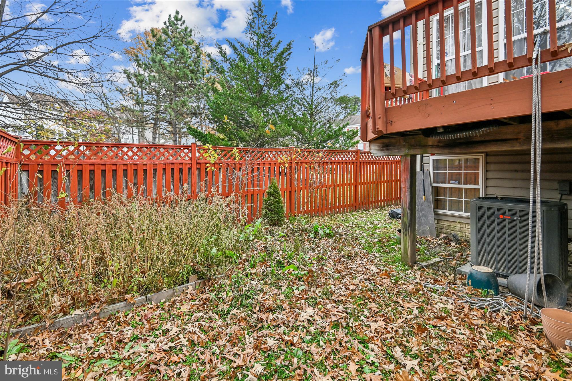 CARRIAGE PINES/LAKE VILL - Residential