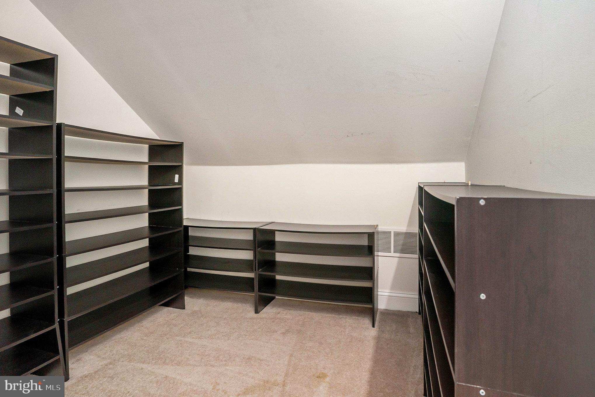 TALAMORE - Residential