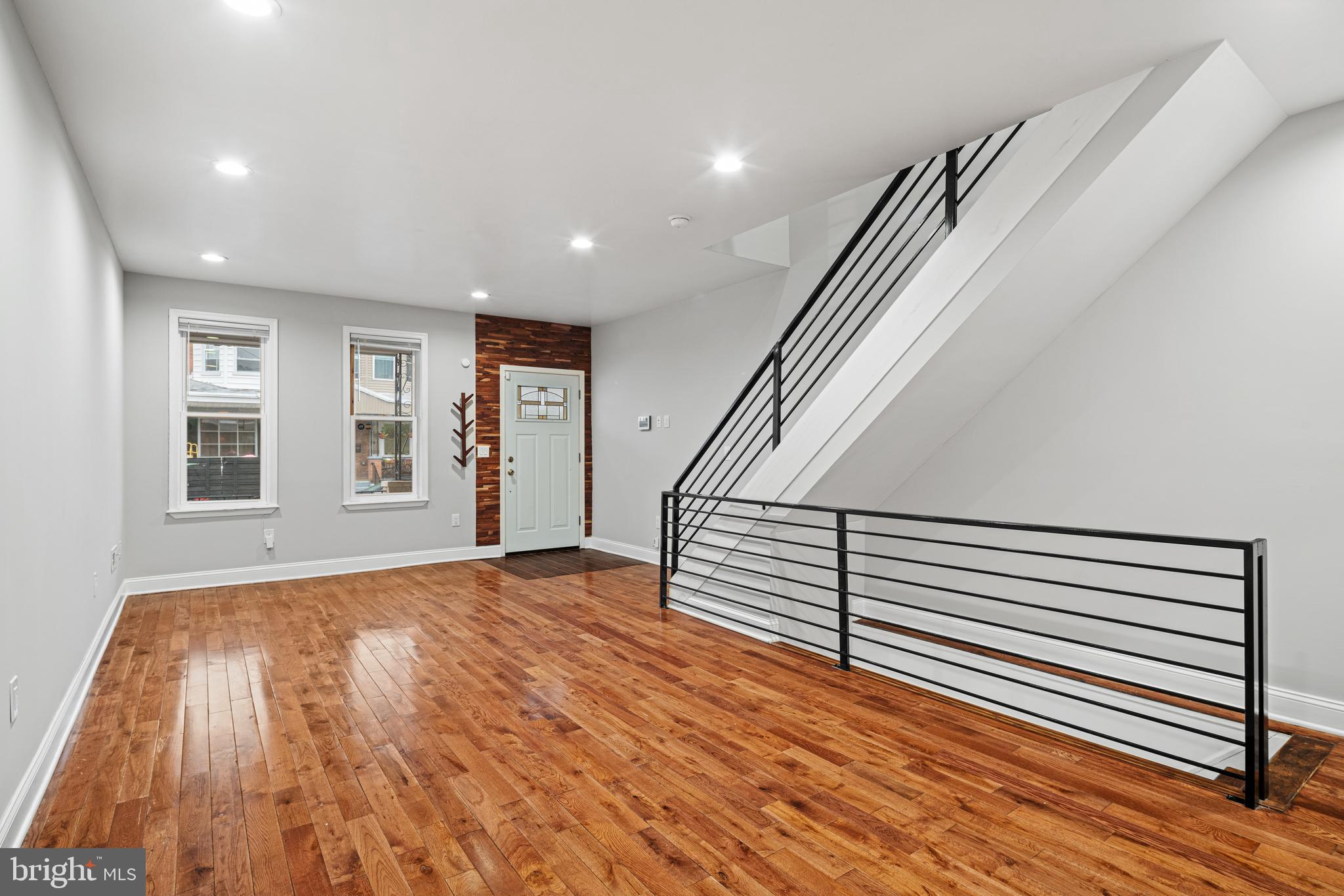 PORT RICHMOND - Residential