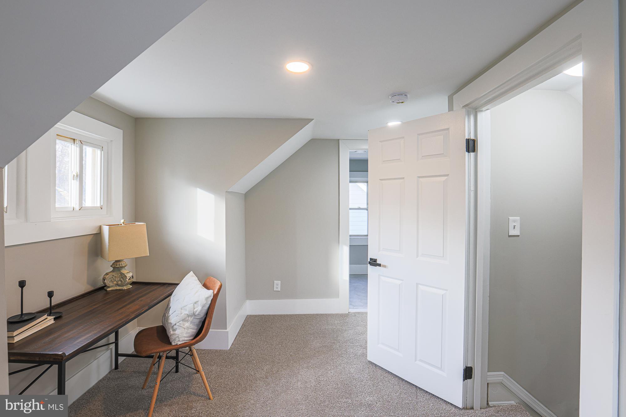 LAKE EVESHAM - Residential