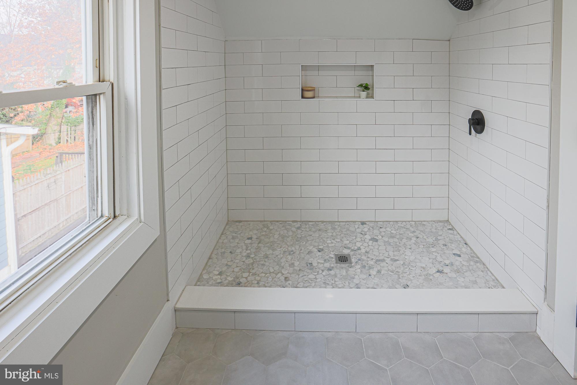 LAKE EVESHAM - Residential