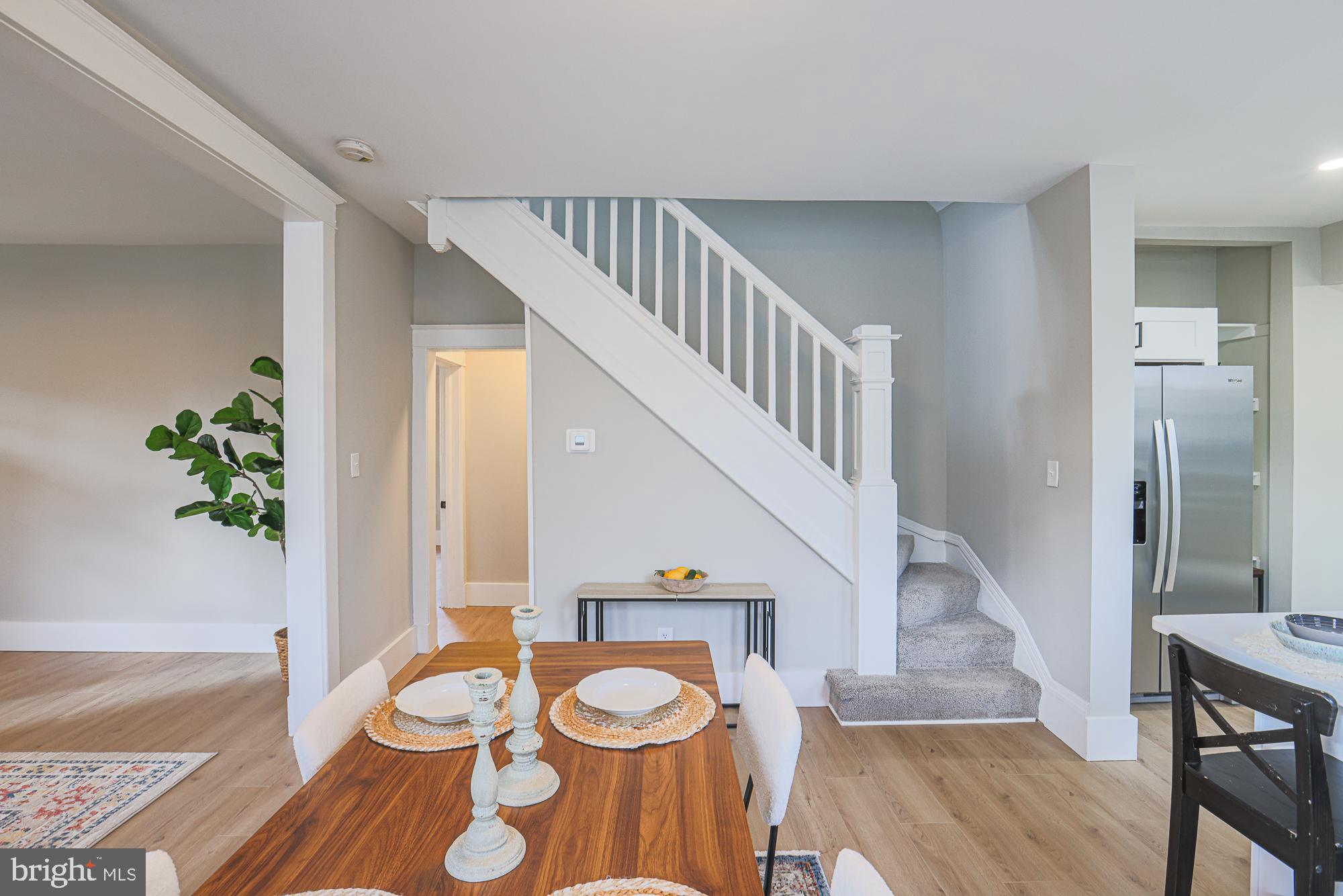 LAKE EVESHAM - Residential