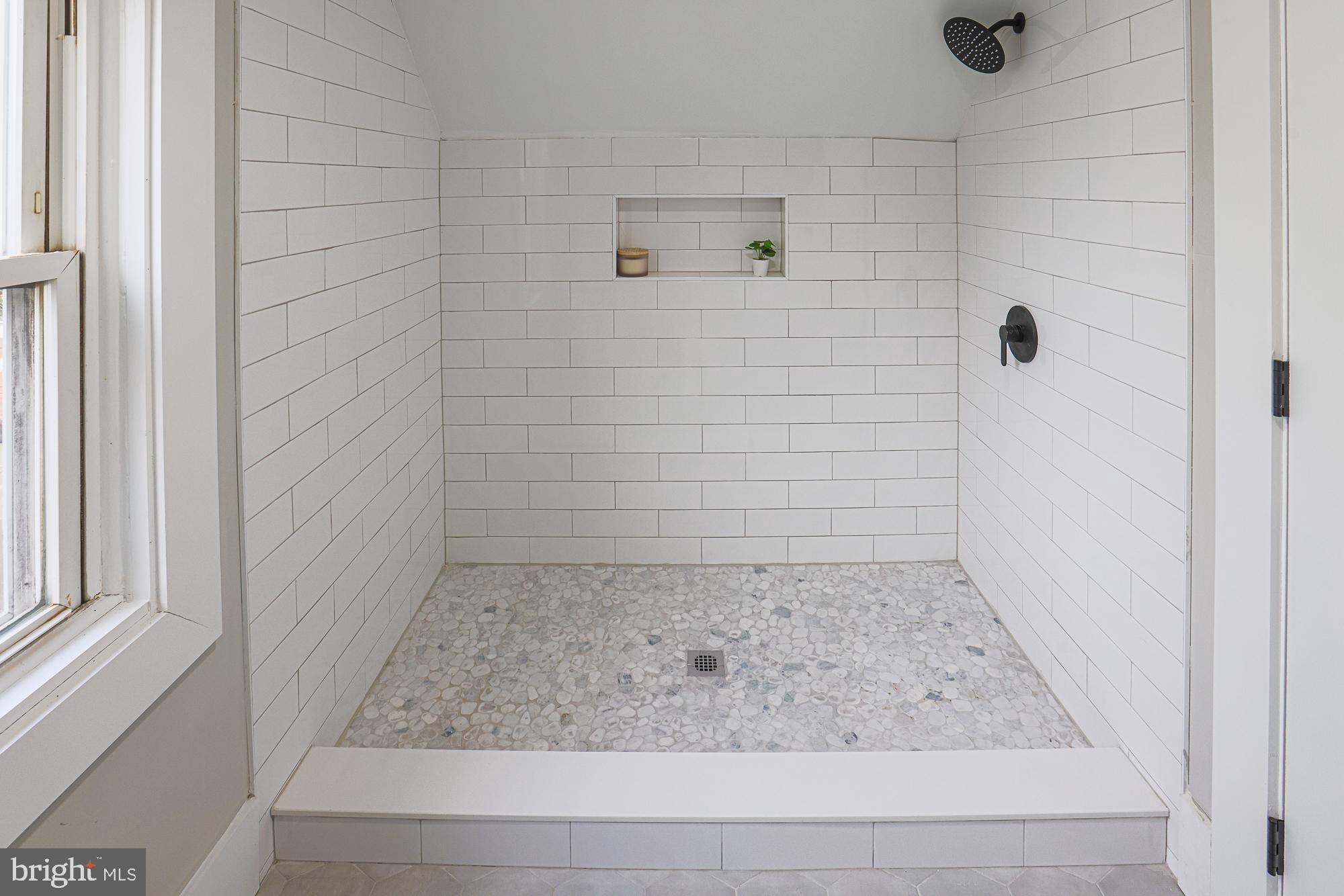 LAKE EVESHAM - Residential