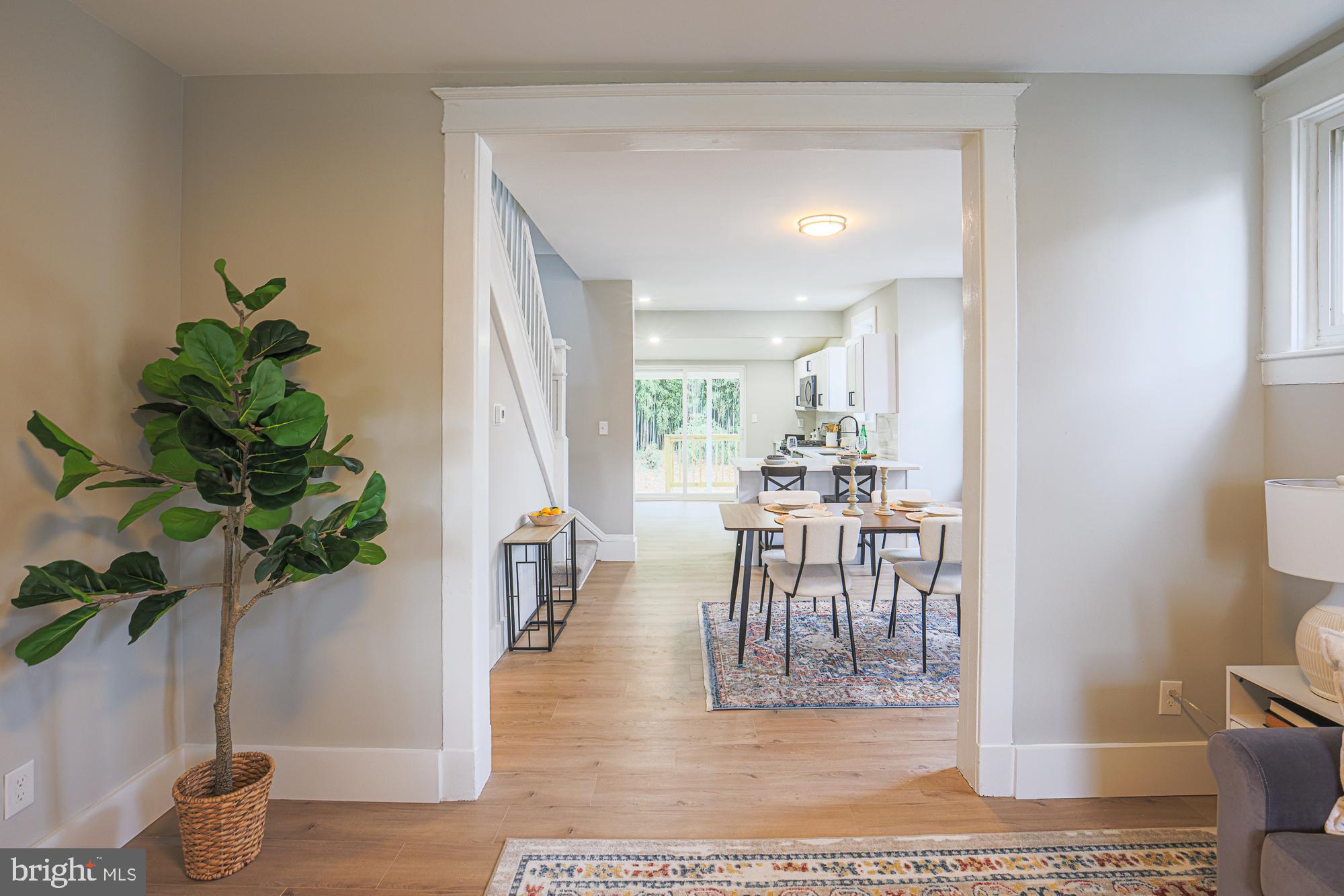 LAKE EVESHAM - Residential