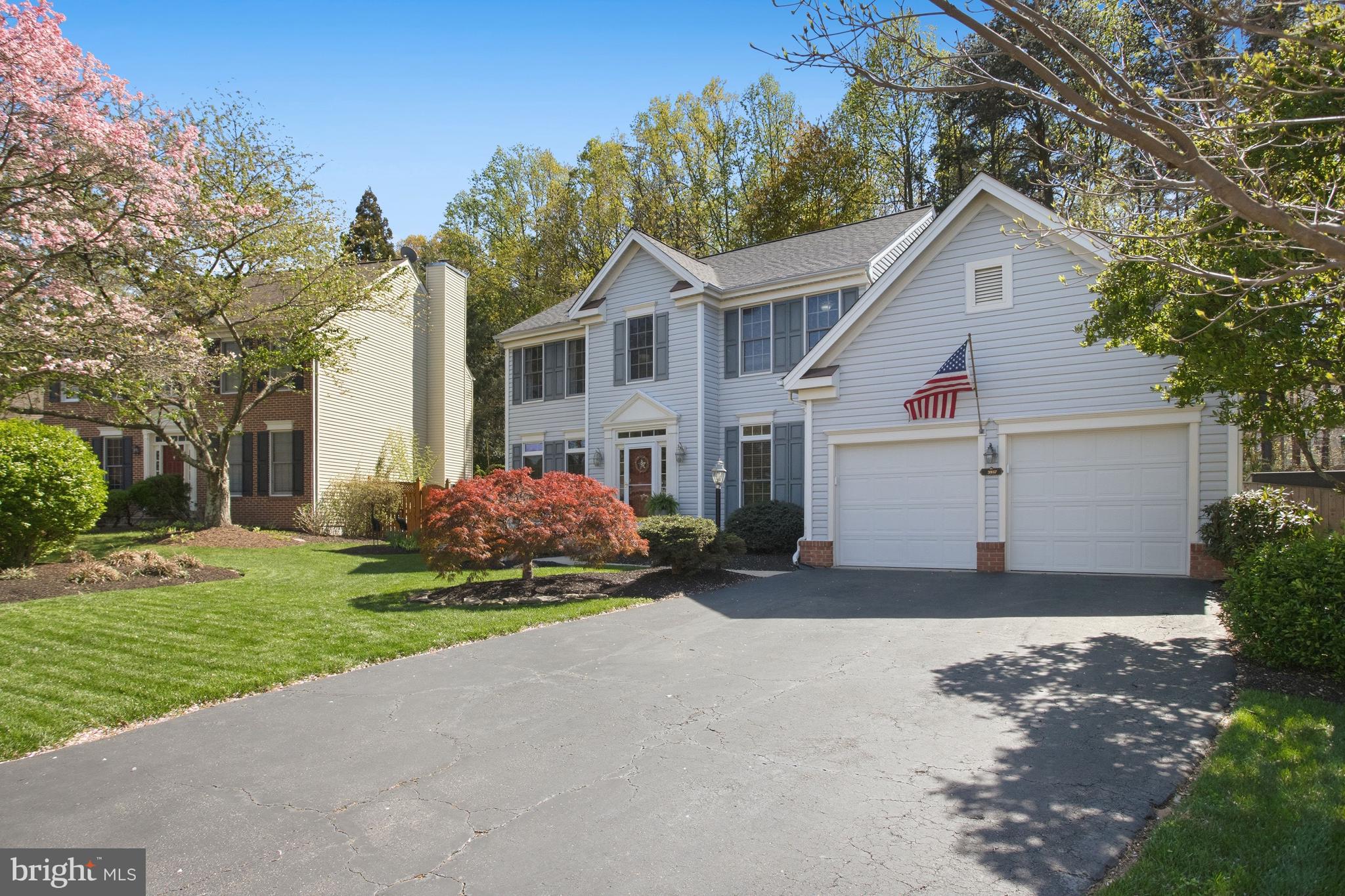 3937 LEAF LAWN LANE