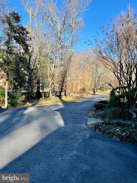 HALLOWING POINT RIVER ESTATES - Residential Lease