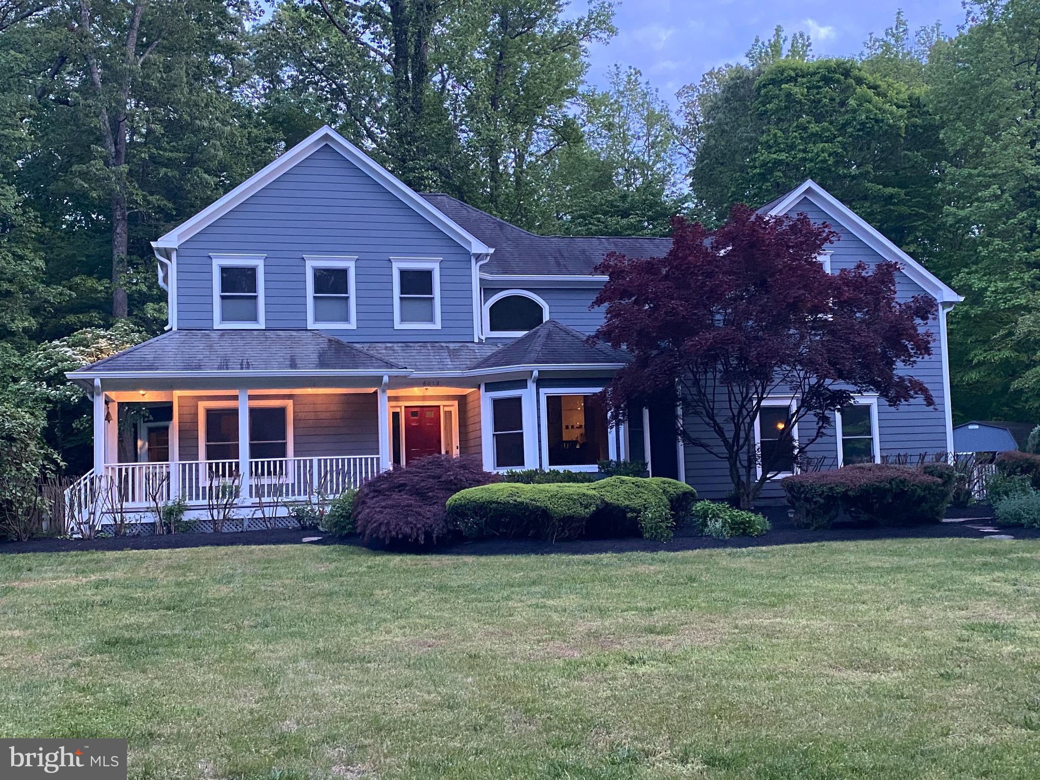 HALLOWING POINT RIVER ESTATES - Residential Lease